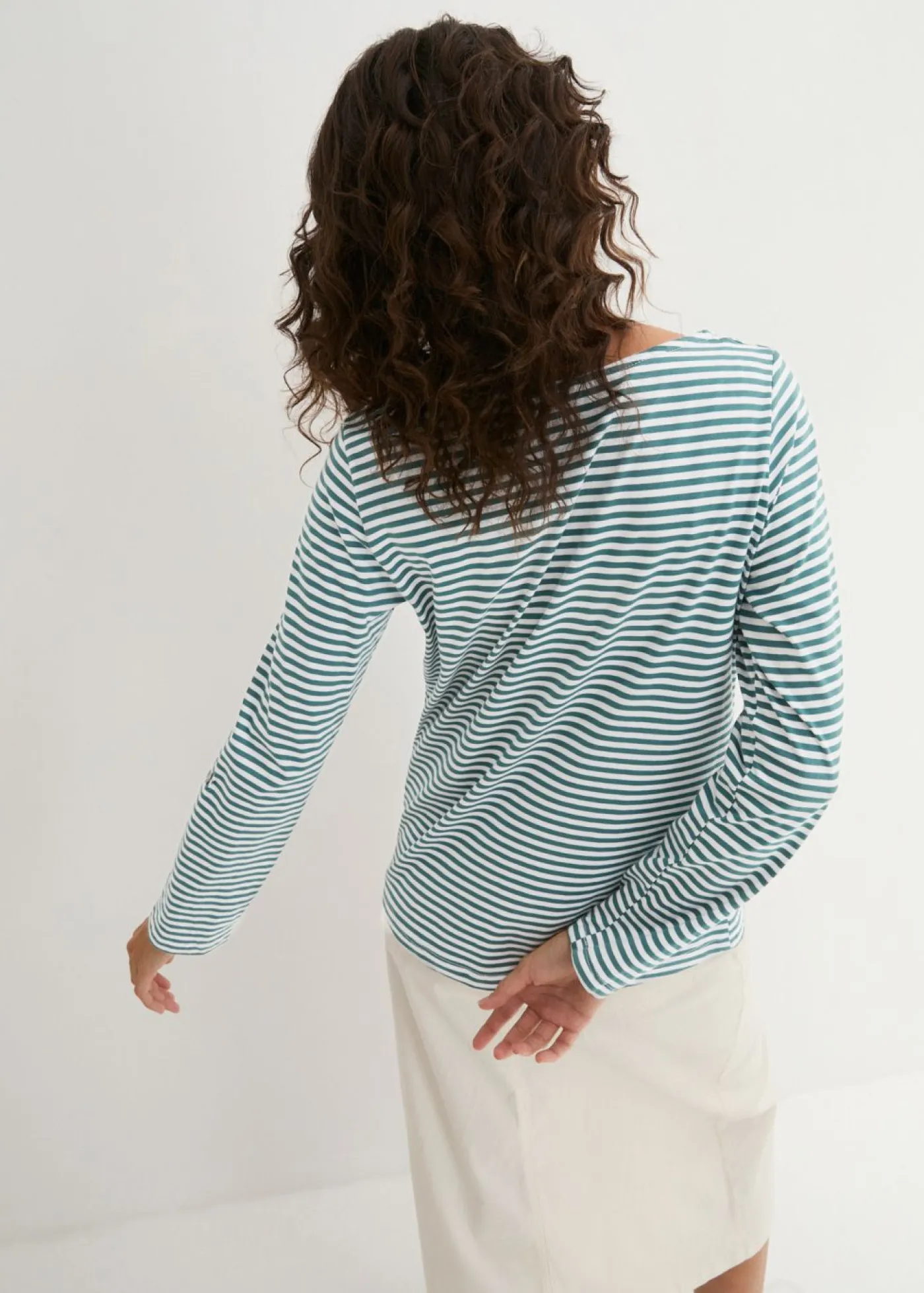 bonprix bonprix Camisetas|Novedades>Camiseta de manga larga de algodón puro Verde-Blanco de rayas