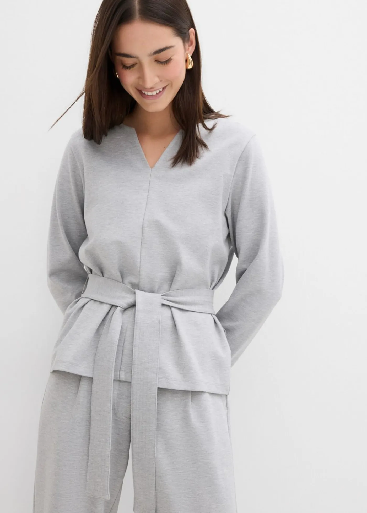 Mujer bonprix bonprix Camiseta de manga larga de mezcla de viscosa con cinta ancha para atar