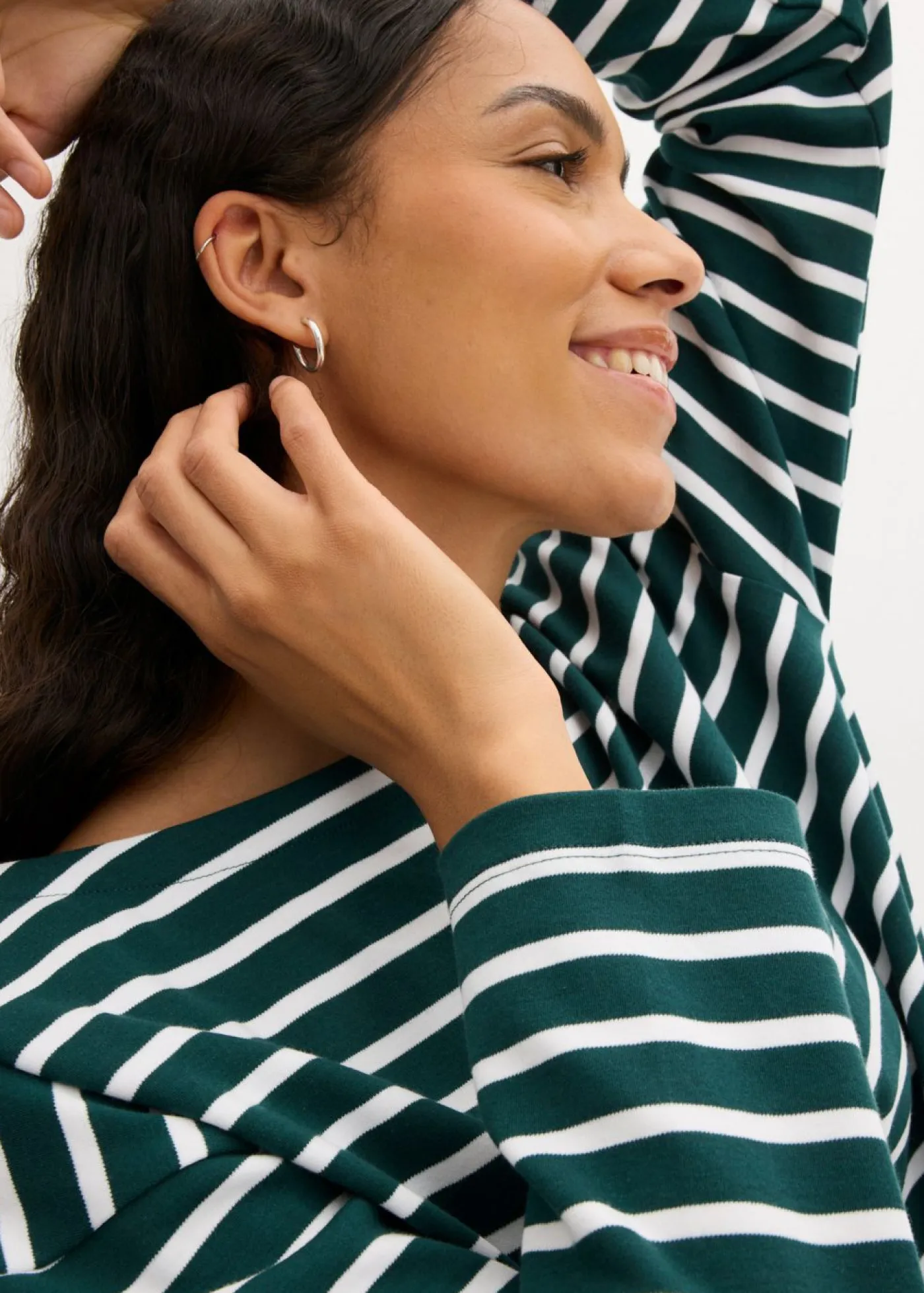 bonprix bonprix Básicos|Camisetas>Camiseta de manga larga de algodón orgánico puro (2 unidades) Verde intenso/blanco de rayas + negro/blanco de rayas