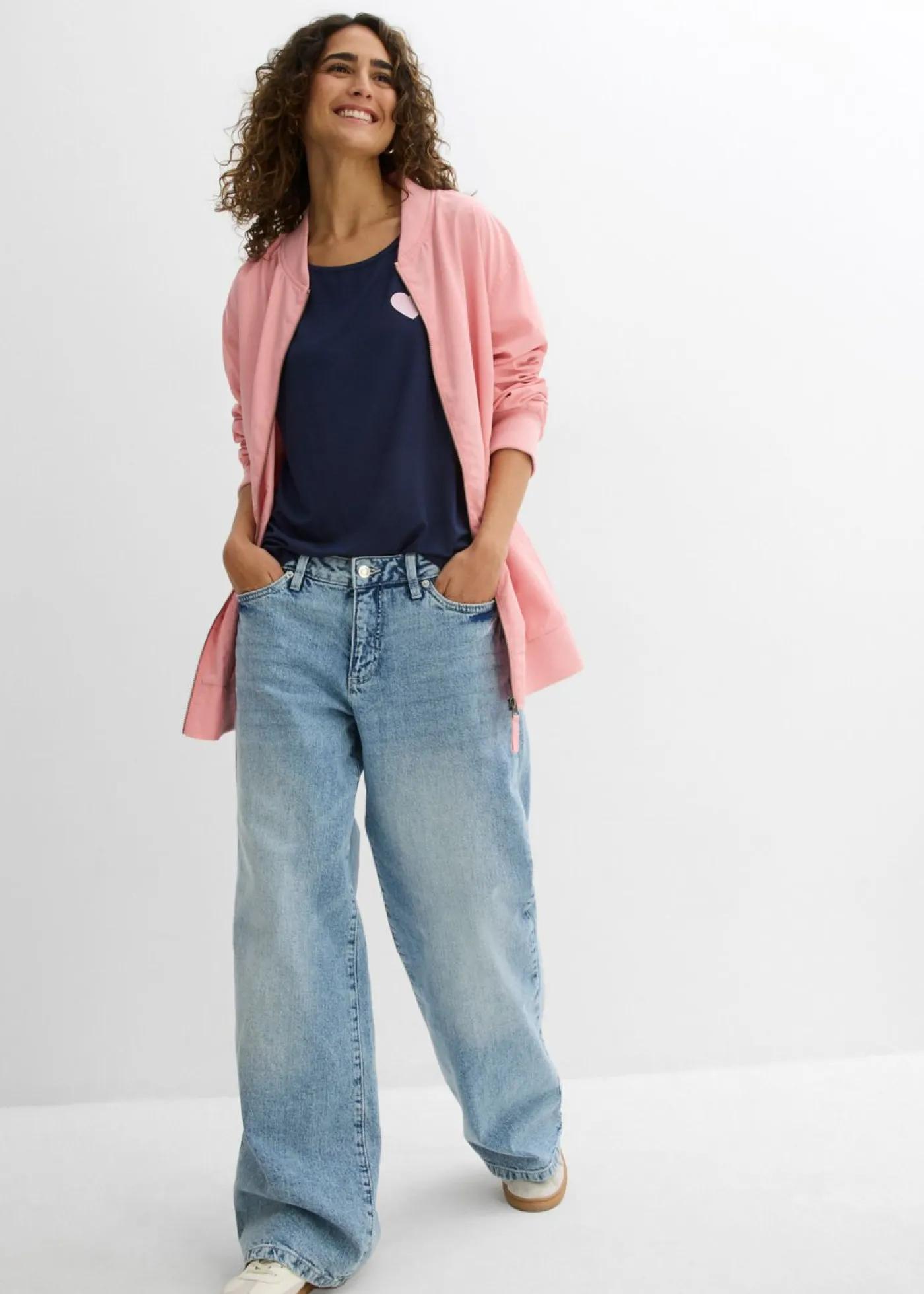 bonprix bonprix Camisetas>Camiseta de mezcla de viscosa fluida con dobladillo asimétrico Gris claro jaspeado-blanco