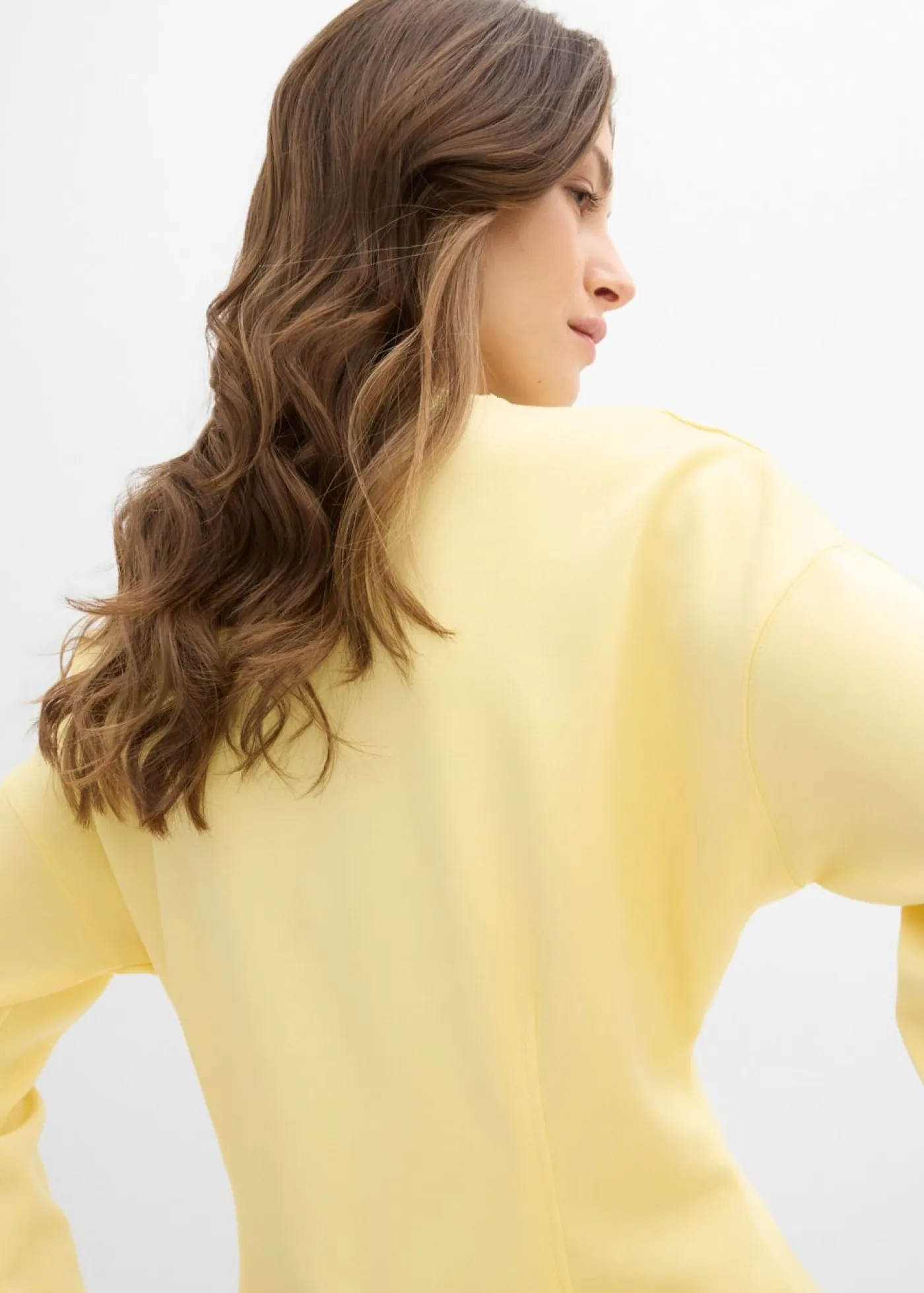 bonprix bonprix Ropa Cómoda|Novedades>Camiseta de neopreno entallada Amarillo claro