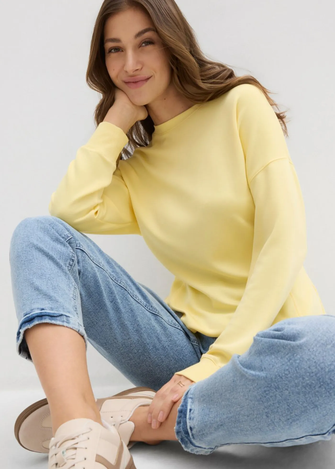 bonprix bonprix Ropa Cómoda|Novedades>Camiseta de neopreno entallada Amarillo claro