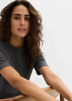 bonprix bonprix Básicos|Camisetas><noscript><img width=