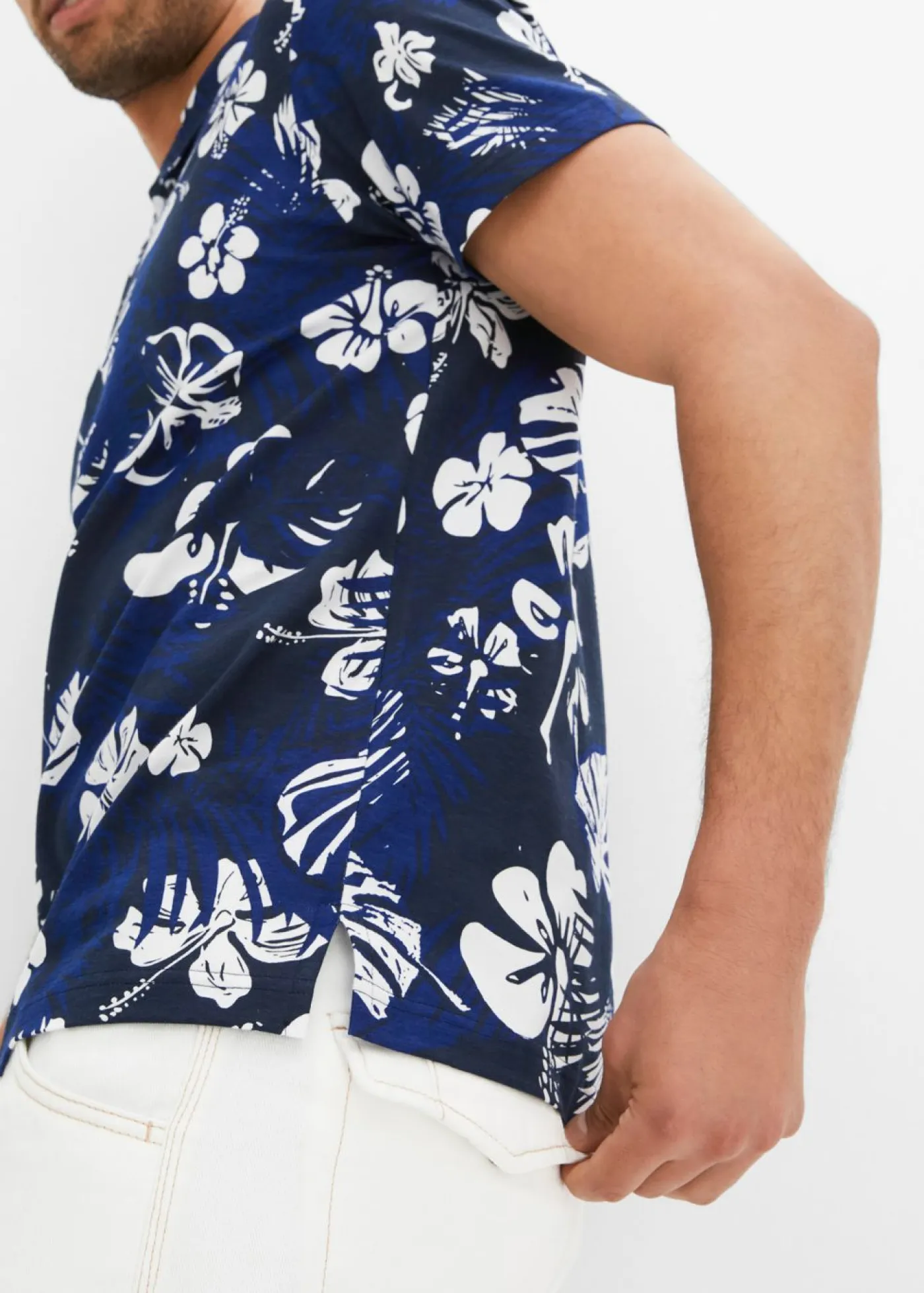 bonprix bonprix Camisetas Y Polos>Camiseta de tipo polo azul marino con flores