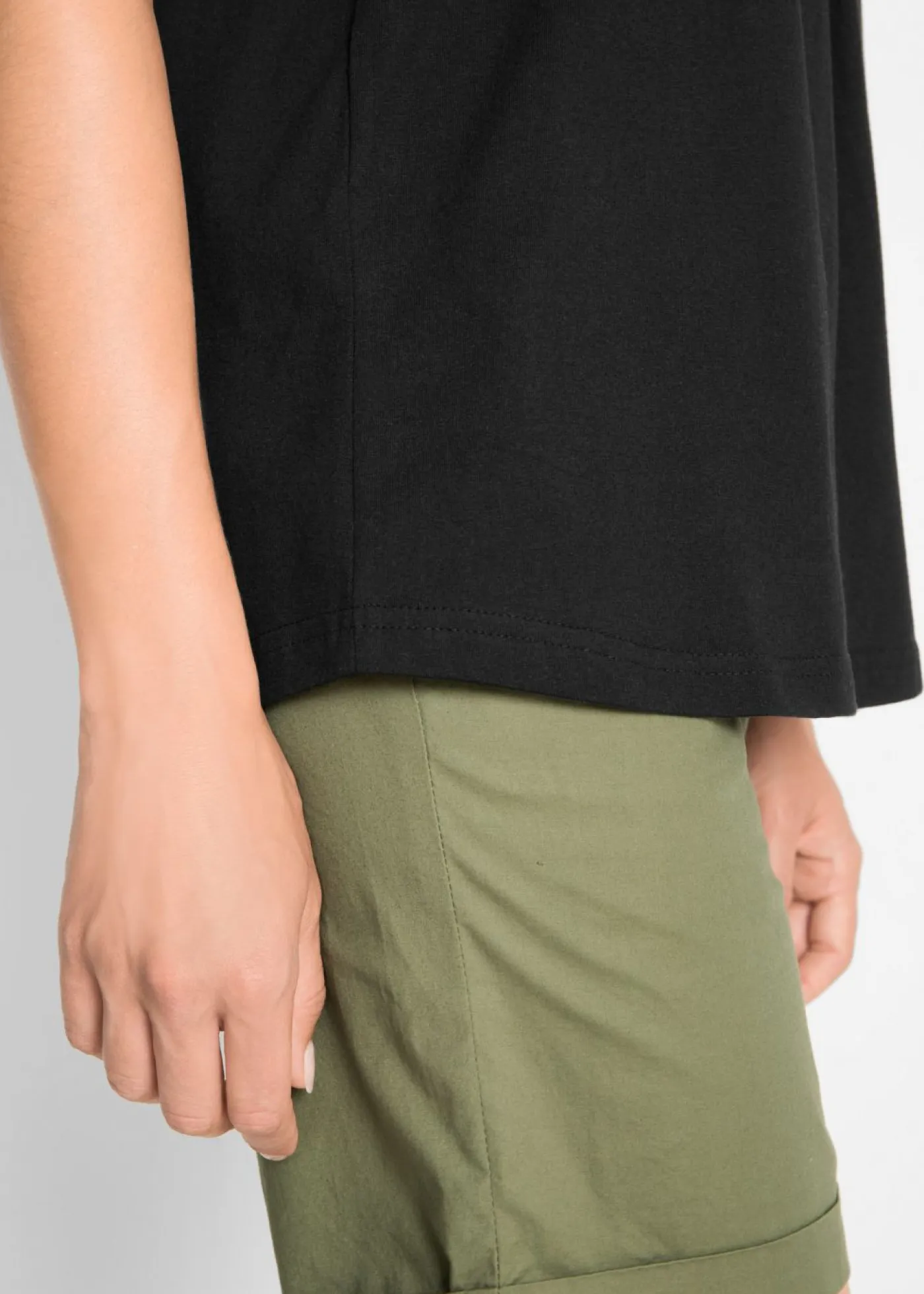 bonprix bonprix Camisetas>Camiseta de tirantes con crochet en la parte delantera Negro