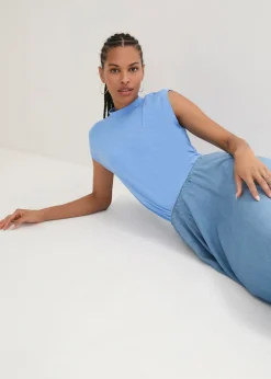 bonprix bonprix Básicos|Camisetas><noscript><img width=