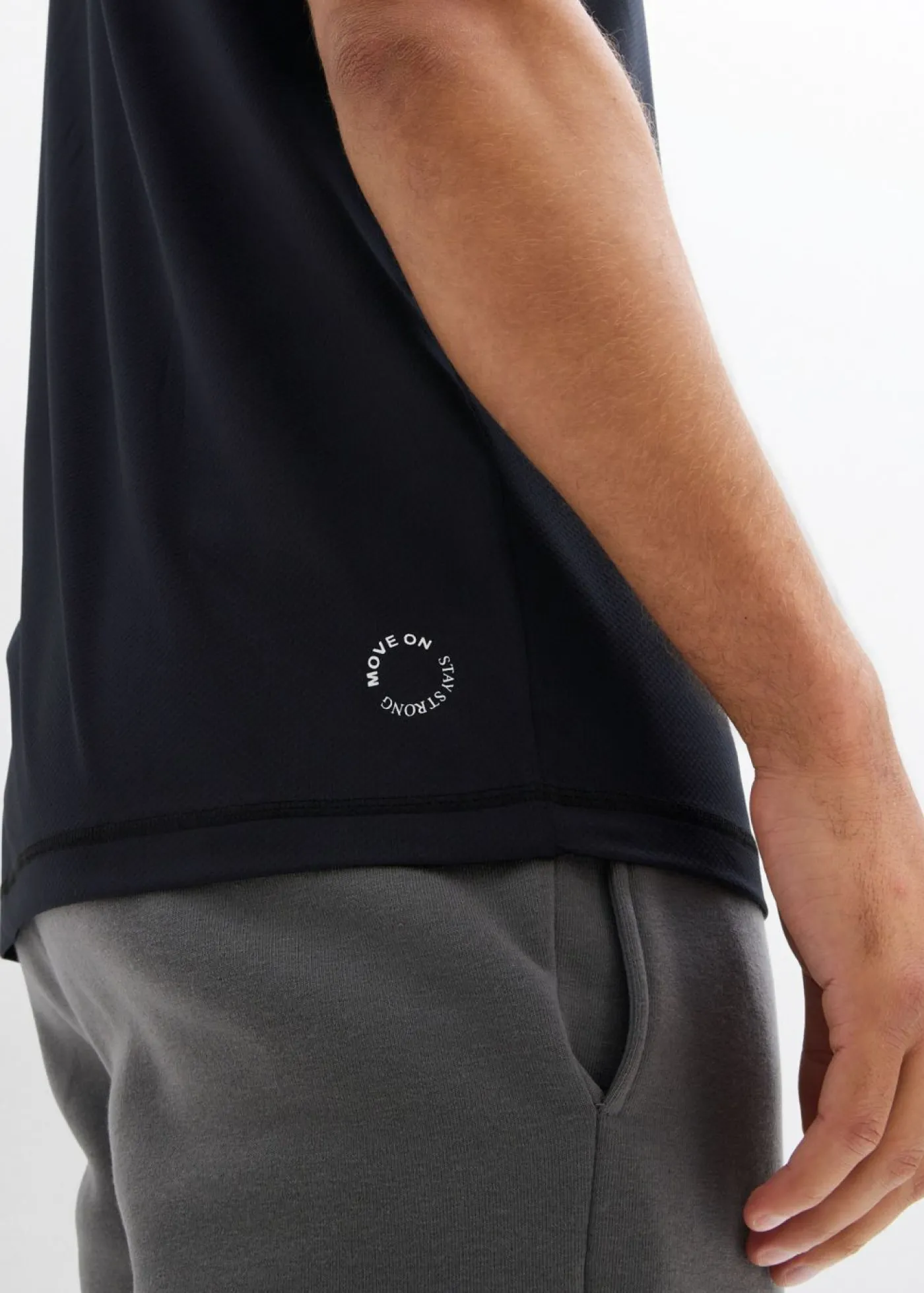 bonprix bonprix Ropa Deportiva|Camisetas Y Polos>Camiseta deportiva con aspecto estructurado Negro