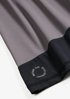 bonprix bonprix Ropa Deportiva|Camisetas>Camiseta deportiva con aspecto estructurado granito-negro