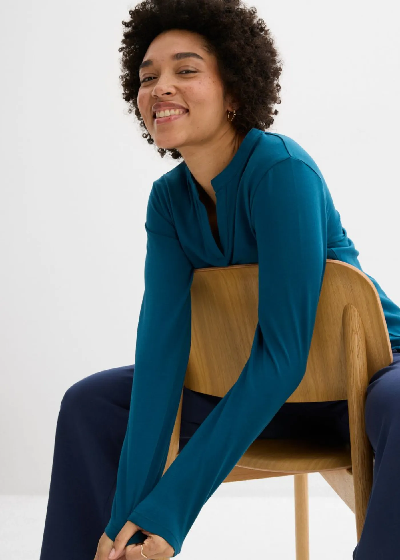 bonprix bonprix Básicos|Camisetas>Camiseta henley hasta la cadera Petróleo azul