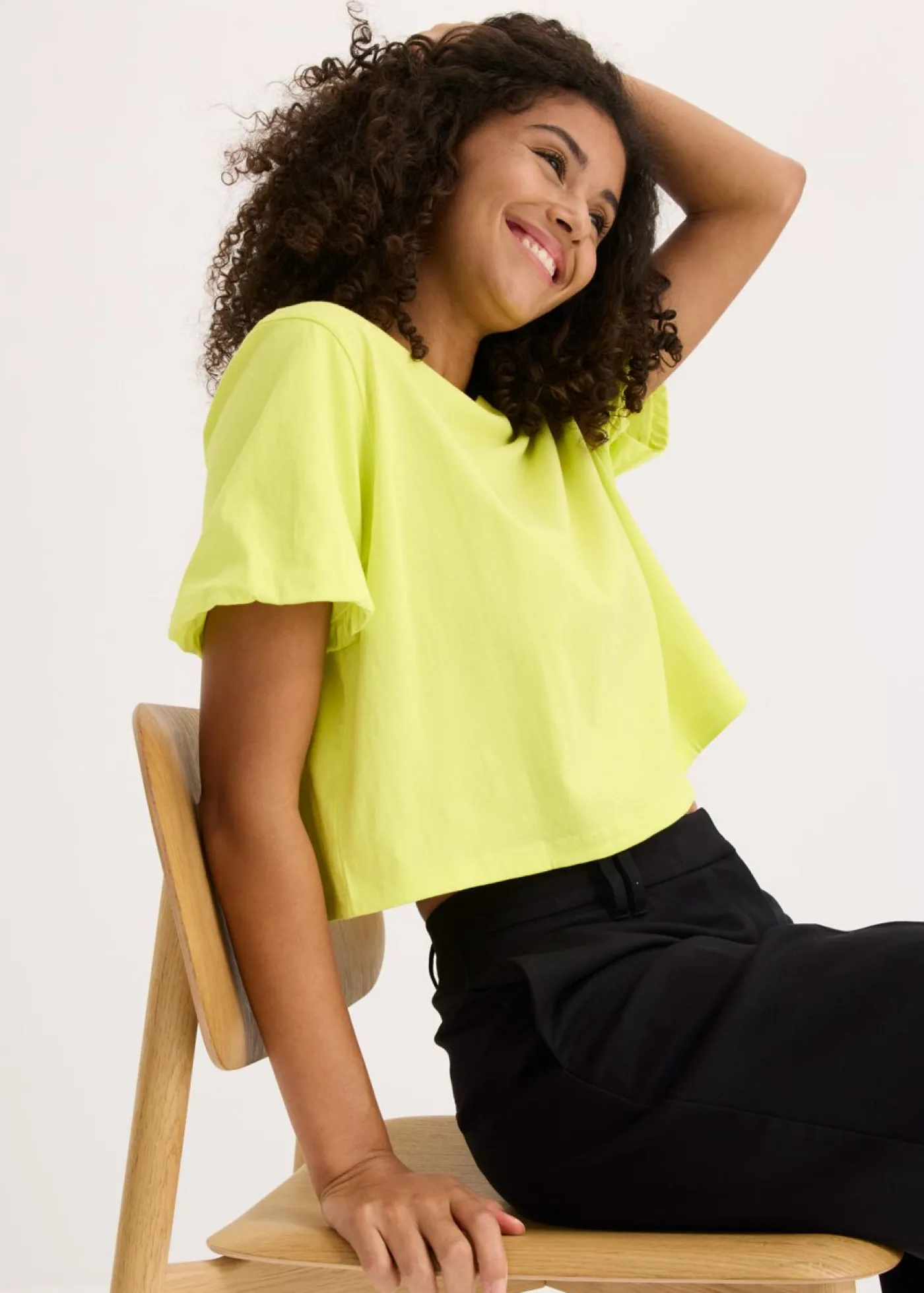 bonprix bonprix Camisetas>Camiseta holgada de algodón orgánico puro Amarillo cítrico