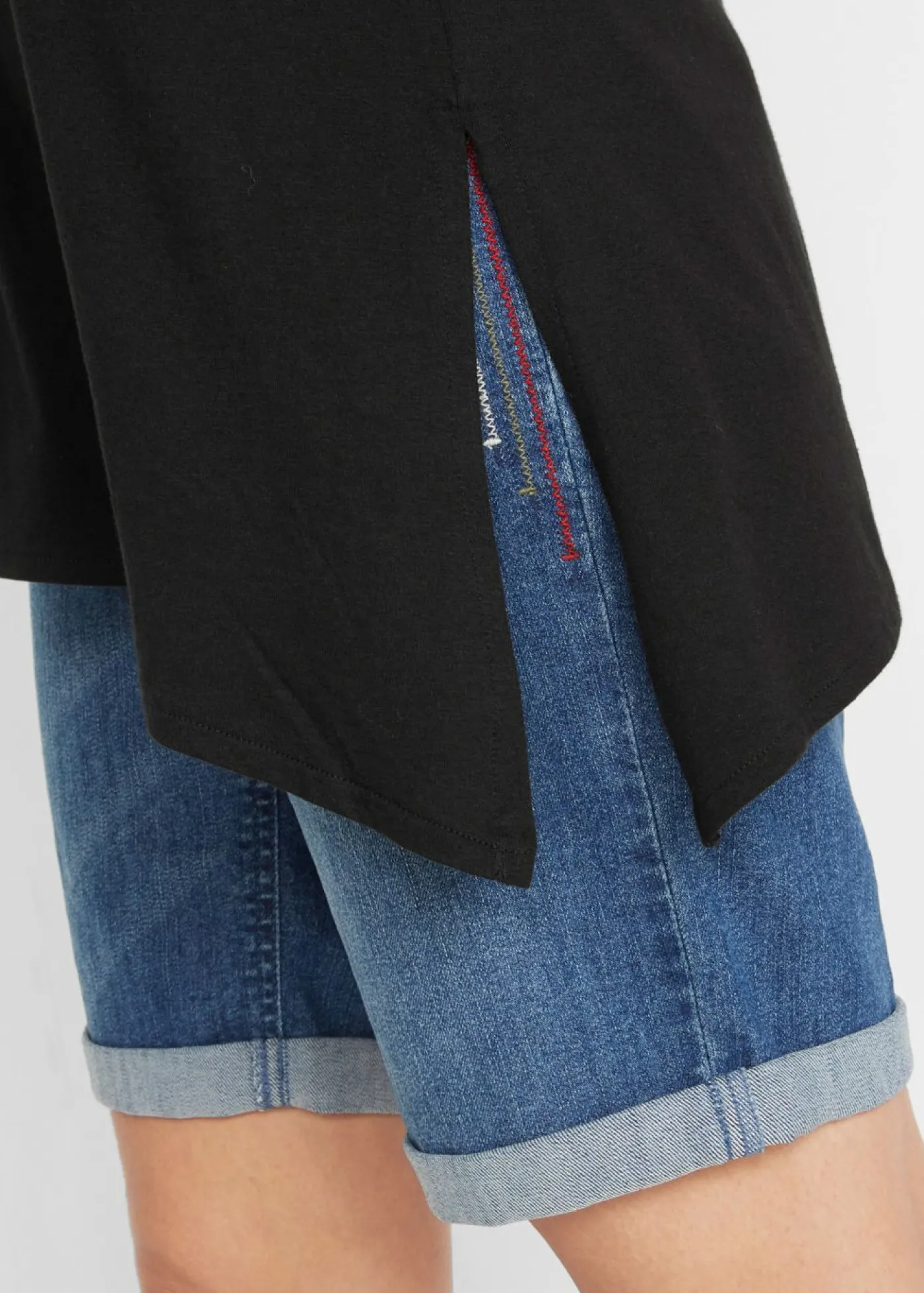 bonprix bonprix Camisetas|Novedades>Camiseta larga asimétrica de mezcla de algodón y viscosa Negro