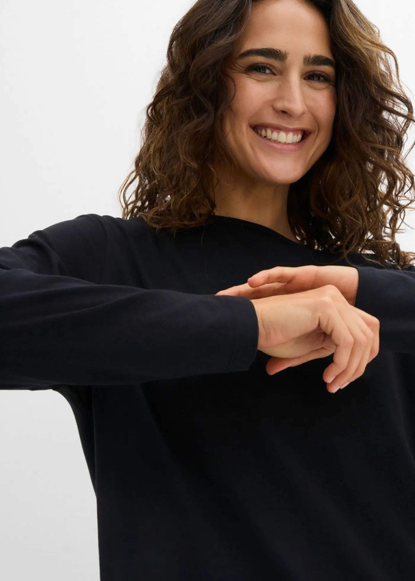 bonprix bonprix Básicos|Camisetas>Camiseta larga de algodón orgánico puro Negro