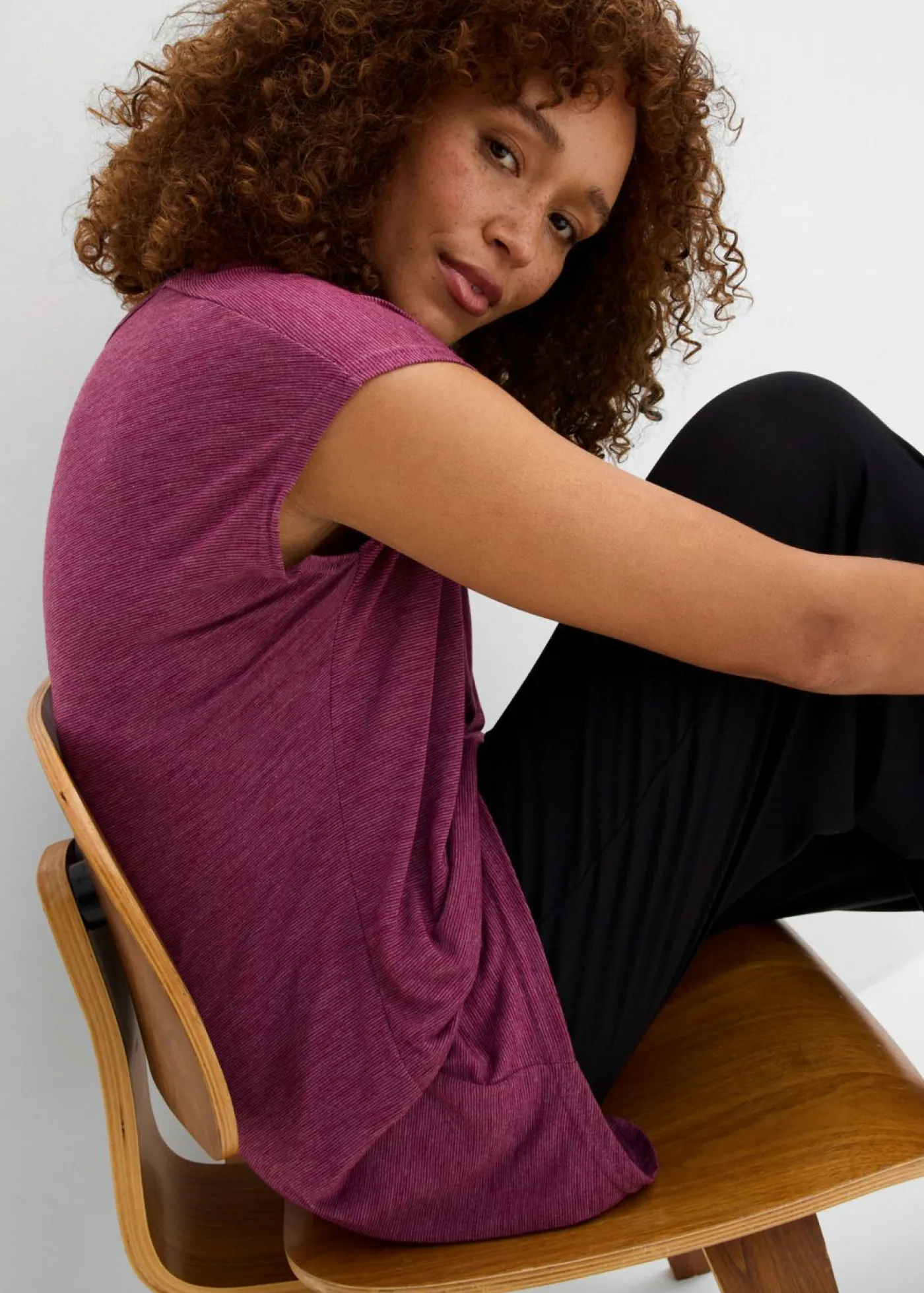 bonprix bonprix Camisetas>Camiseta larga de mezcla de viscosa Baya