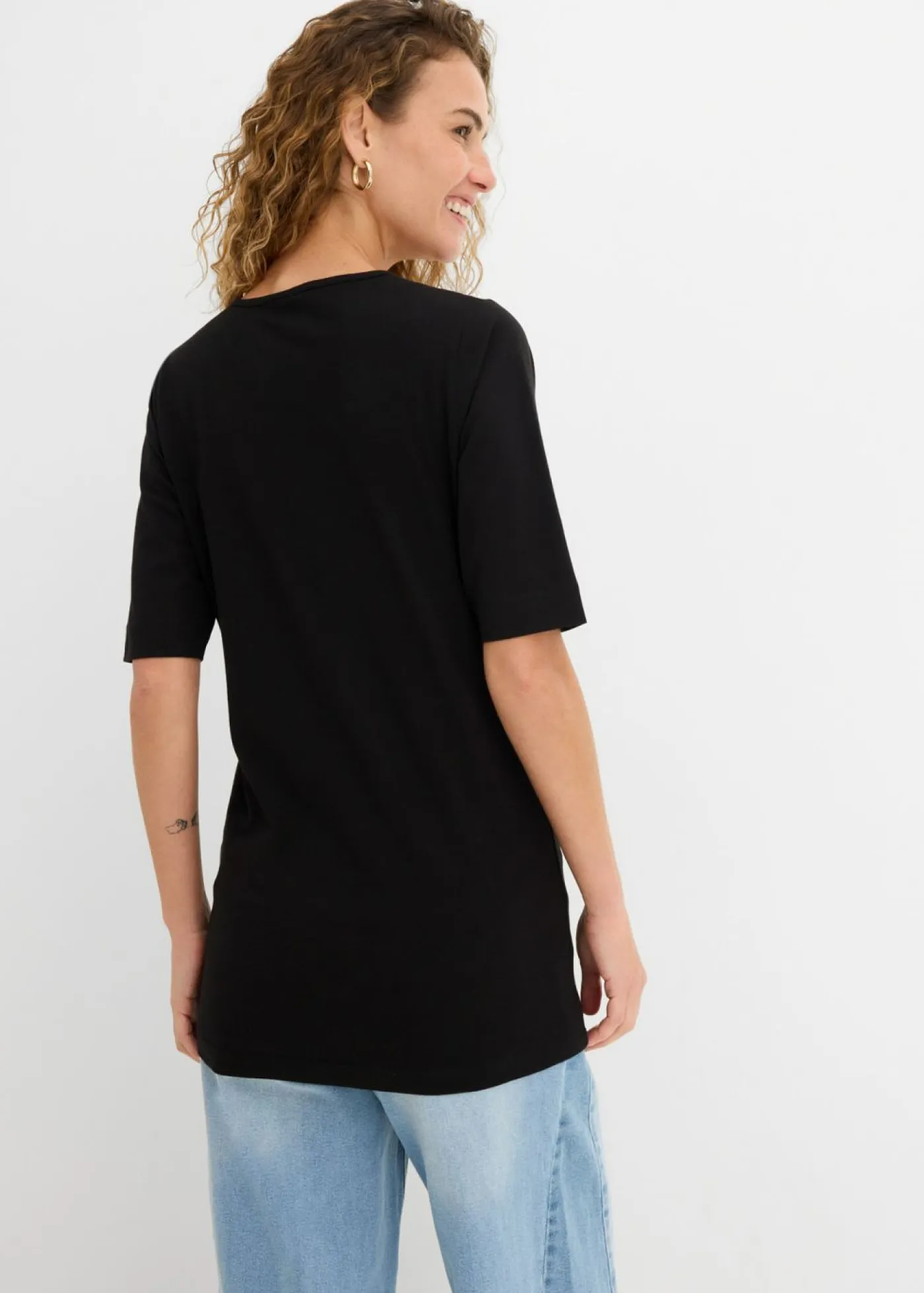 bonprix bonprix Básicos|Camisetas>Camiseta larga favorecedora Negro