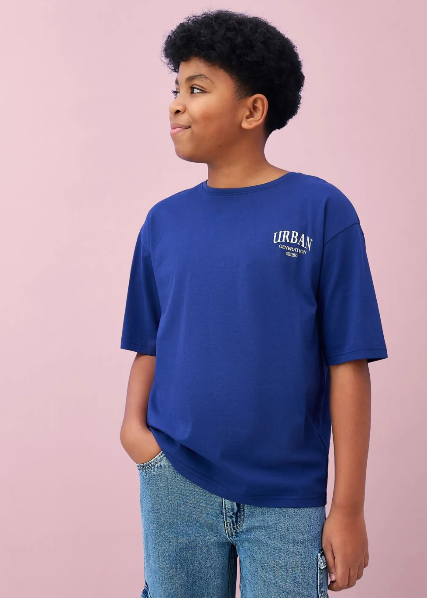 Niños bonprix bonprix Camiseta oversize con estampado en la espalda, de algodón orgánico puro