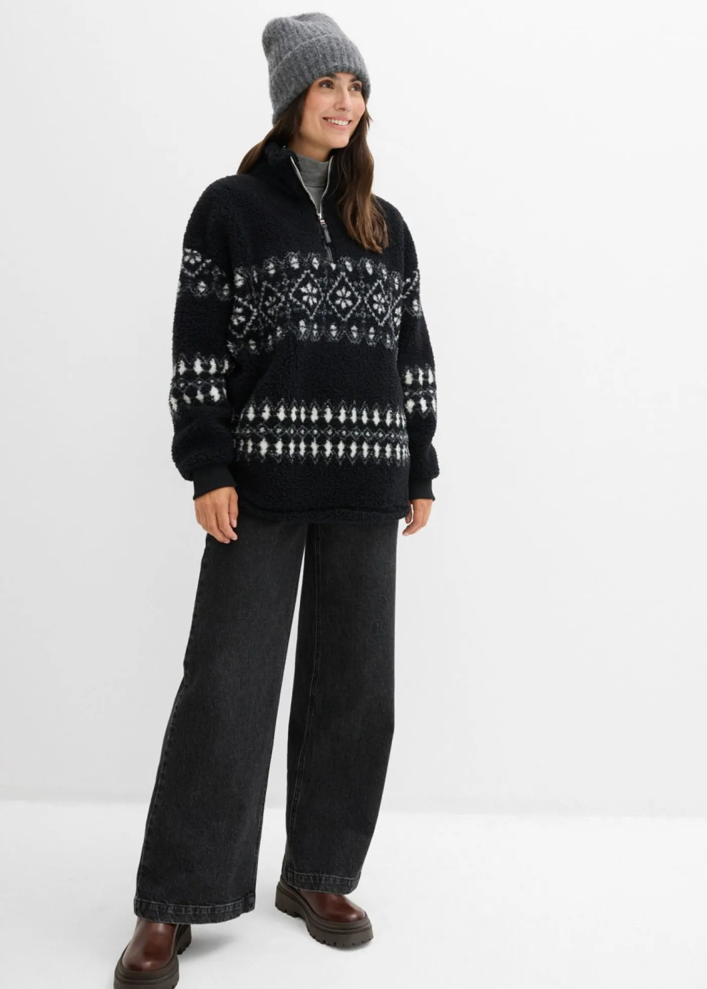 bonprix bonprix Ropa Cómoda>Camiseta polar Negro-blanco lana con patrón nórdico