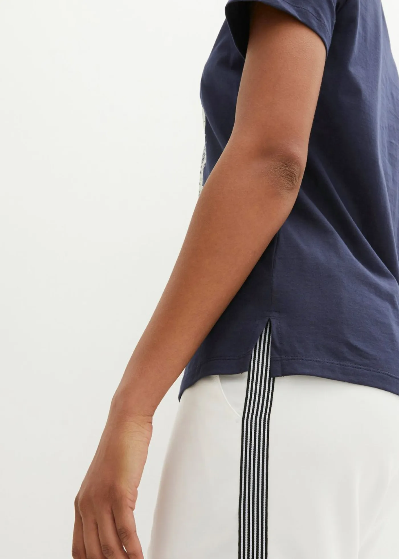 bonprix bonprix Camisetas>Camiseta Sea Love Azul marino-blanco crema estampado