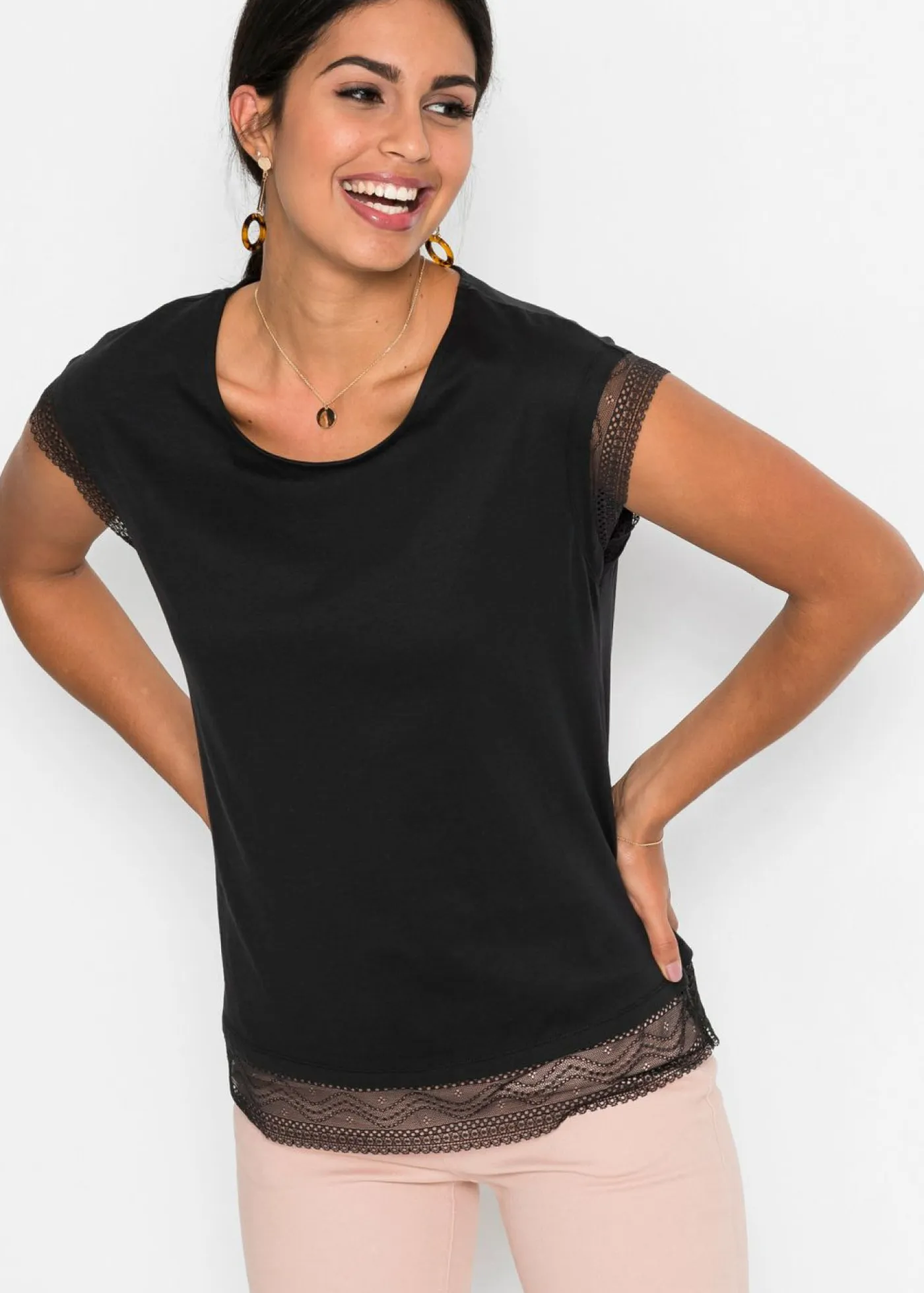 bonprix bonprix Camisetas>Camiseta tipo boxy de algodón Negro