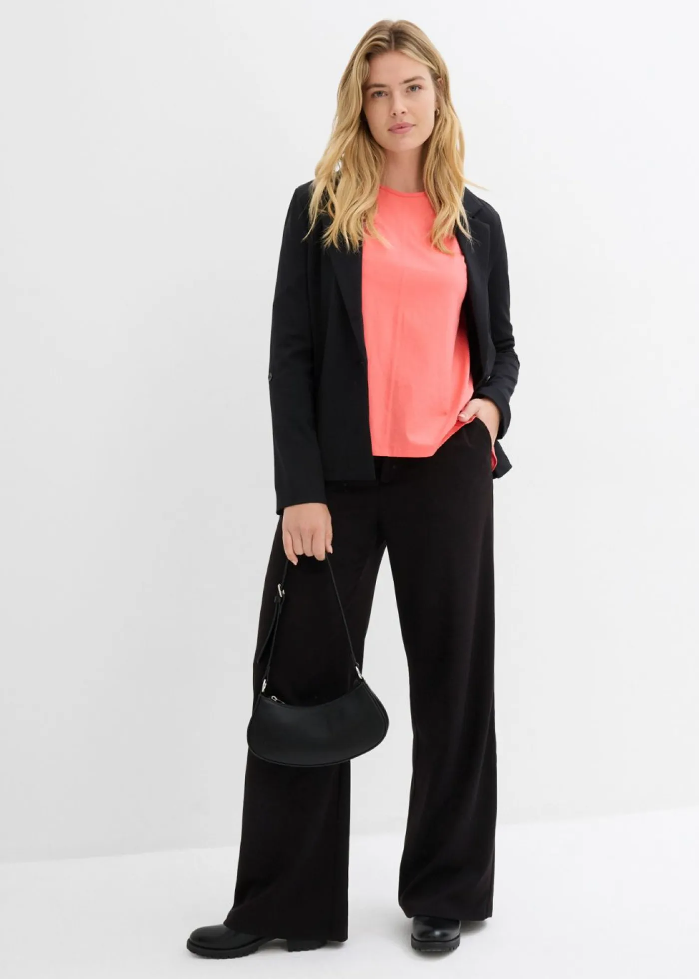 bonprix bonprix Camisetas>Camiseta tipo boxy de algodón orgánico Salmón claro