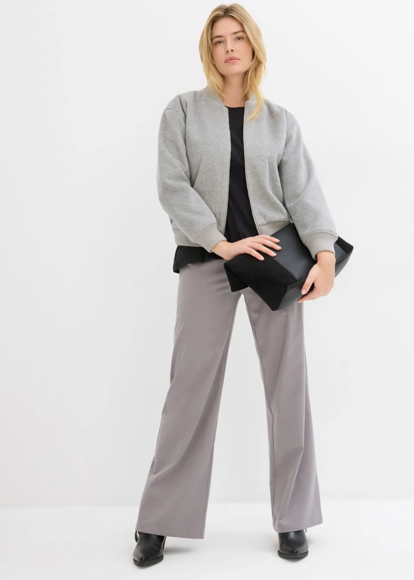 bonprix bonprix Camisetas>Camiseta tipo boxy de algodón orgánico Negro