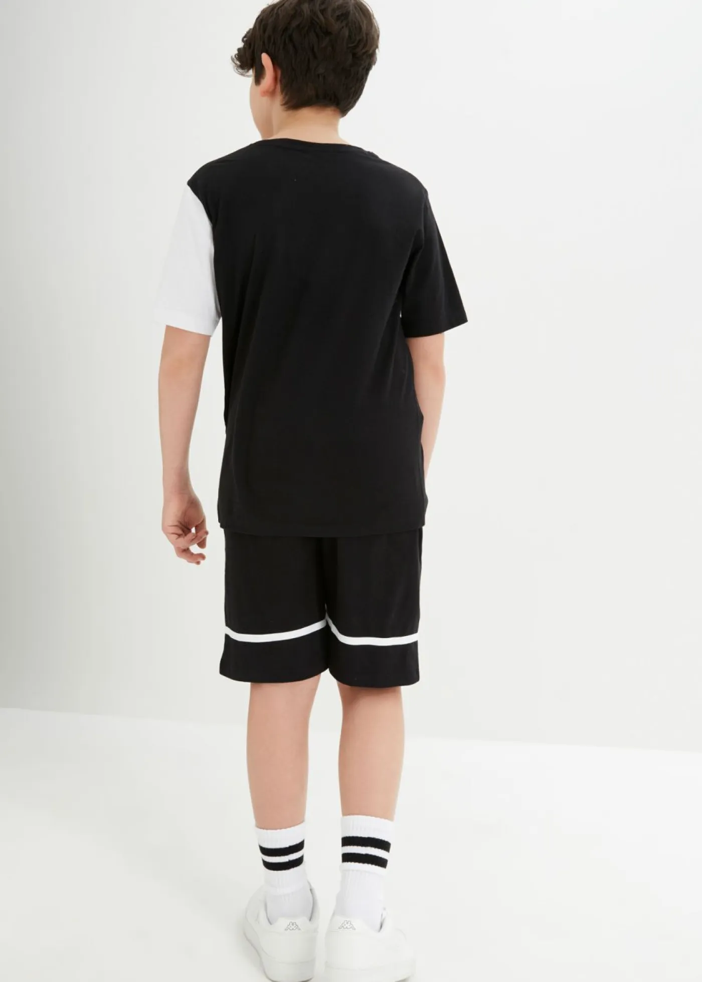 bonprix bonprix Ropa 9 A 16 Años·Camisetas|Ropa 9 A 16 Años·Shorts>Camiseta y pantalón corto (2 piezas) Blanco-negro