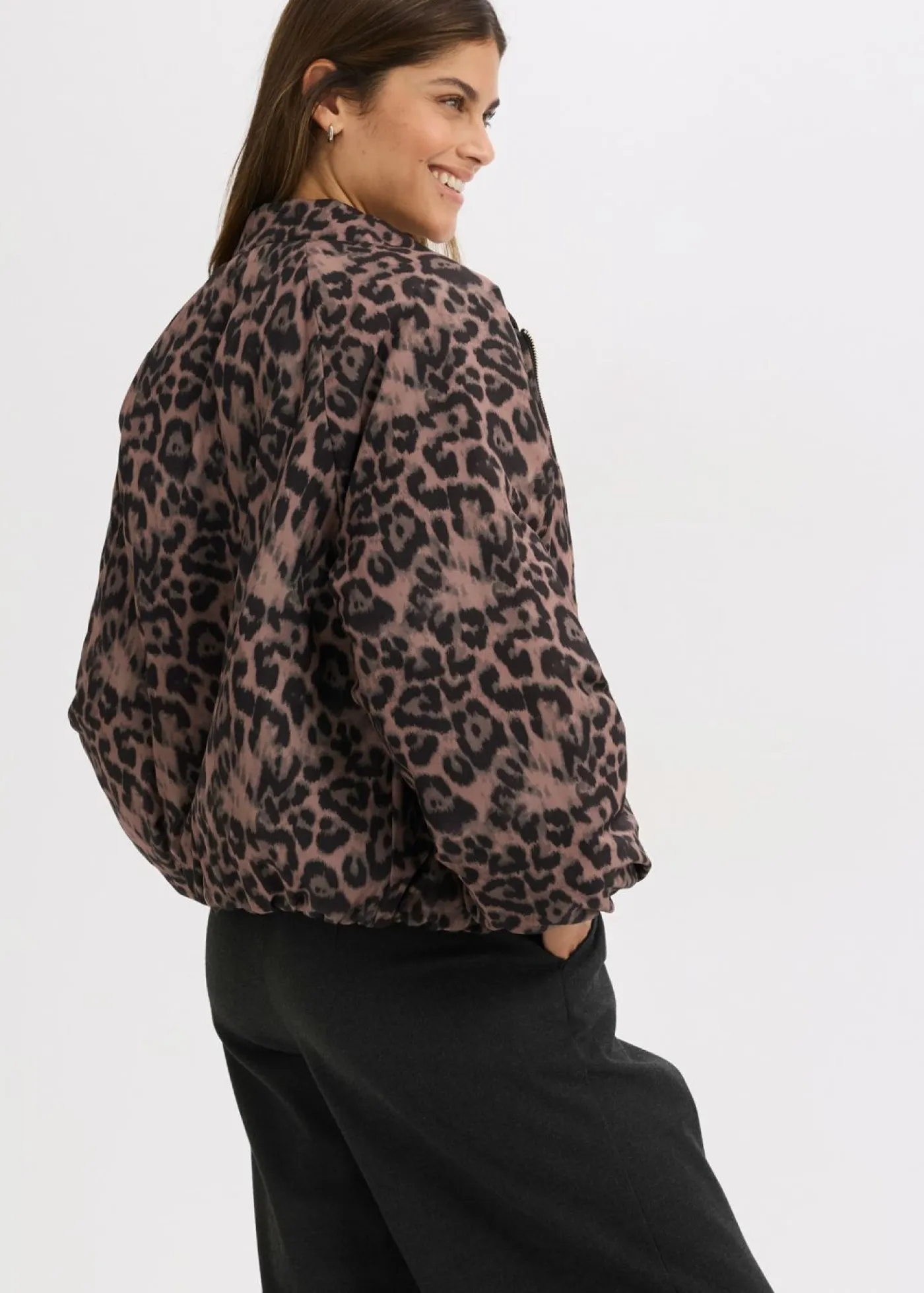 bonprix bonprix Chaquetas Y Abrigos>Cazadora acolchada Marrón con estampado de leopardo