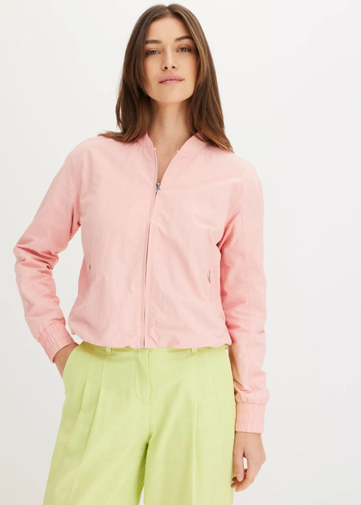 bonprix bonprix Chaquetas Y Abrigos>Cazadora corta y suave rosa pálido