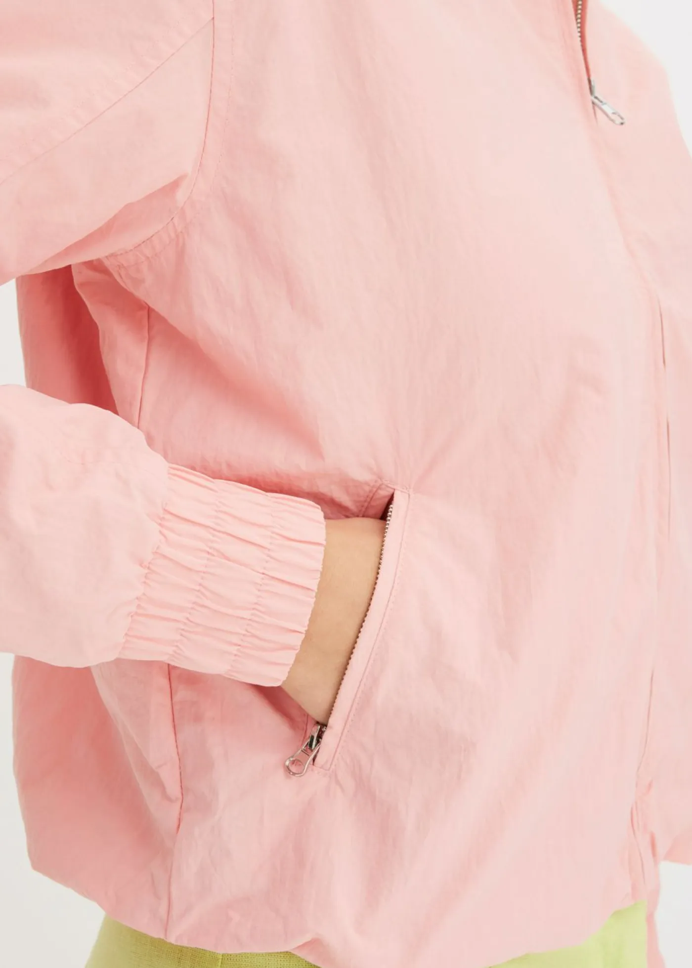 bonprix bonprix Chaquetas Y Abrigos>Cazadora corta y suave rosa pálido