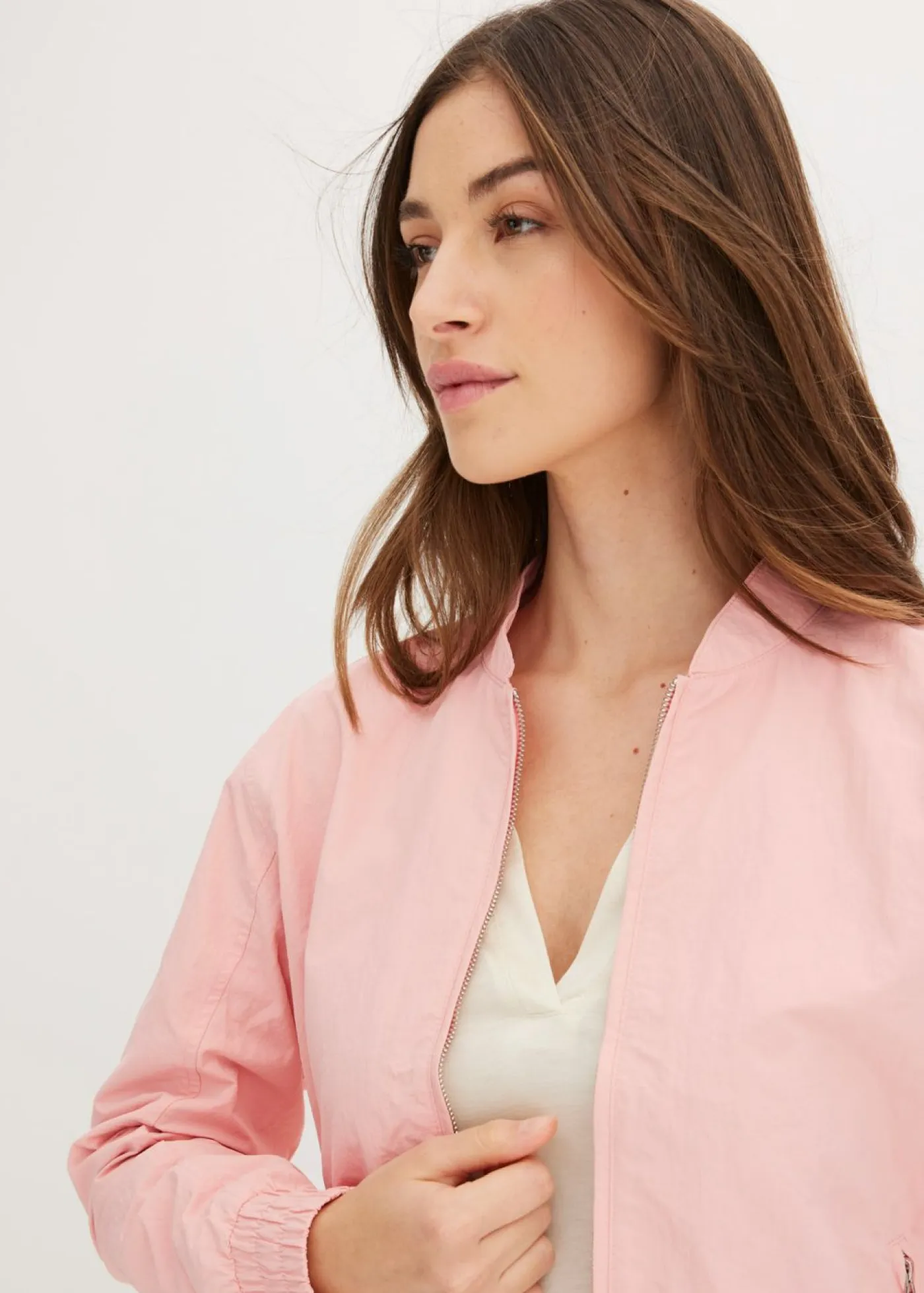 bonprix bonprix Chaquetas Y Abrigos>Cazadora corta y suave rosa pálido