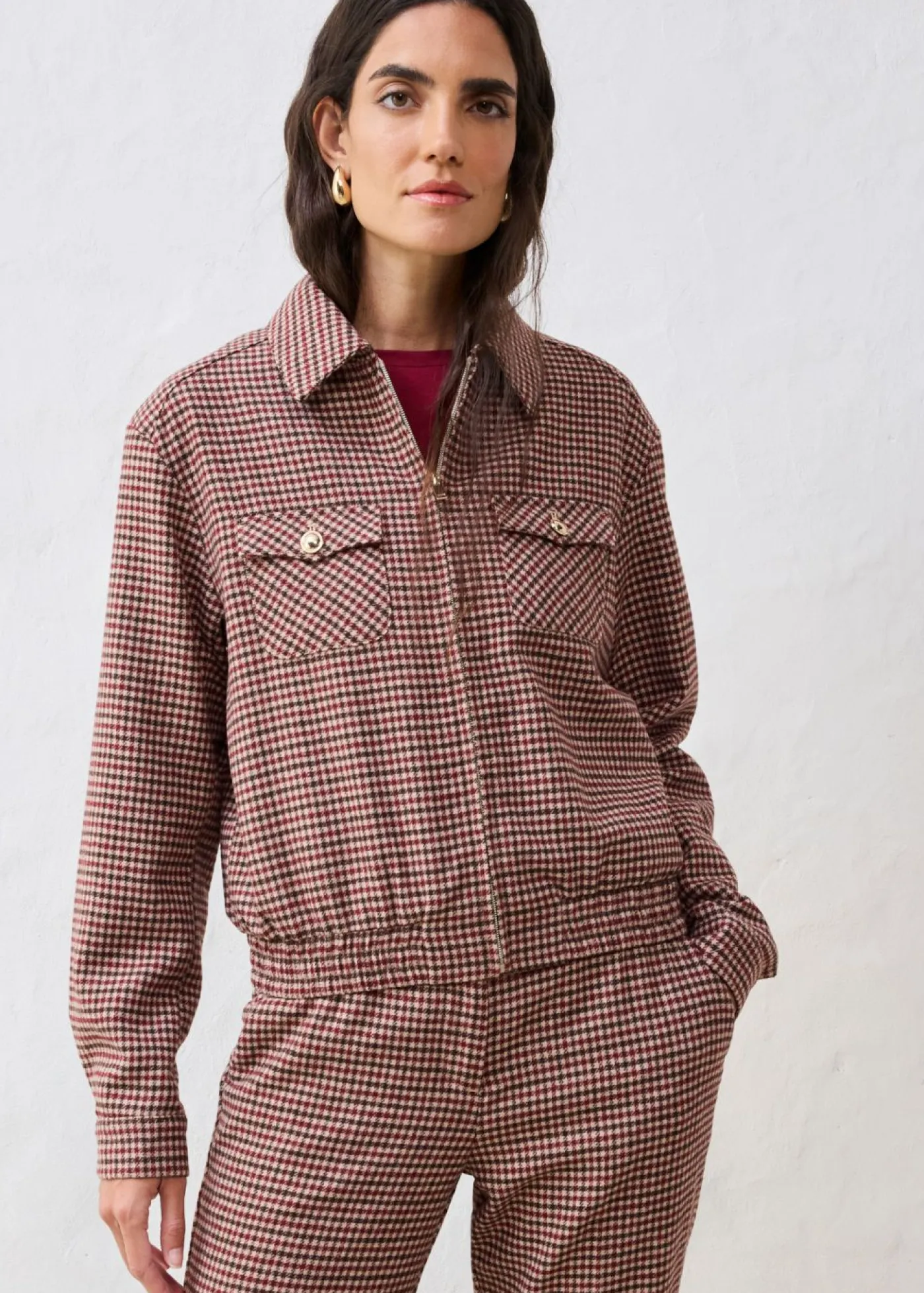 bonprix bonprix Chaquetas Y Abrigos>Cazadora de mezcla de lana suave Camel mate/azul marino de cuadros