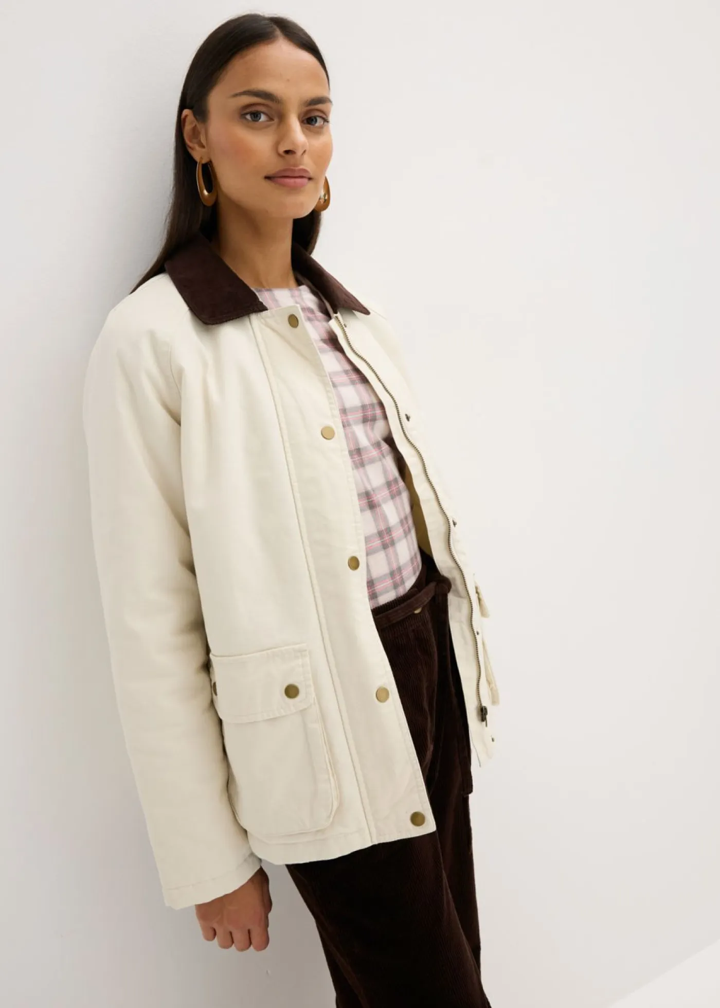 bonprix bonprix Chaquetas Y Abrigos>Chaqueta acolchada de sarga Beige natural