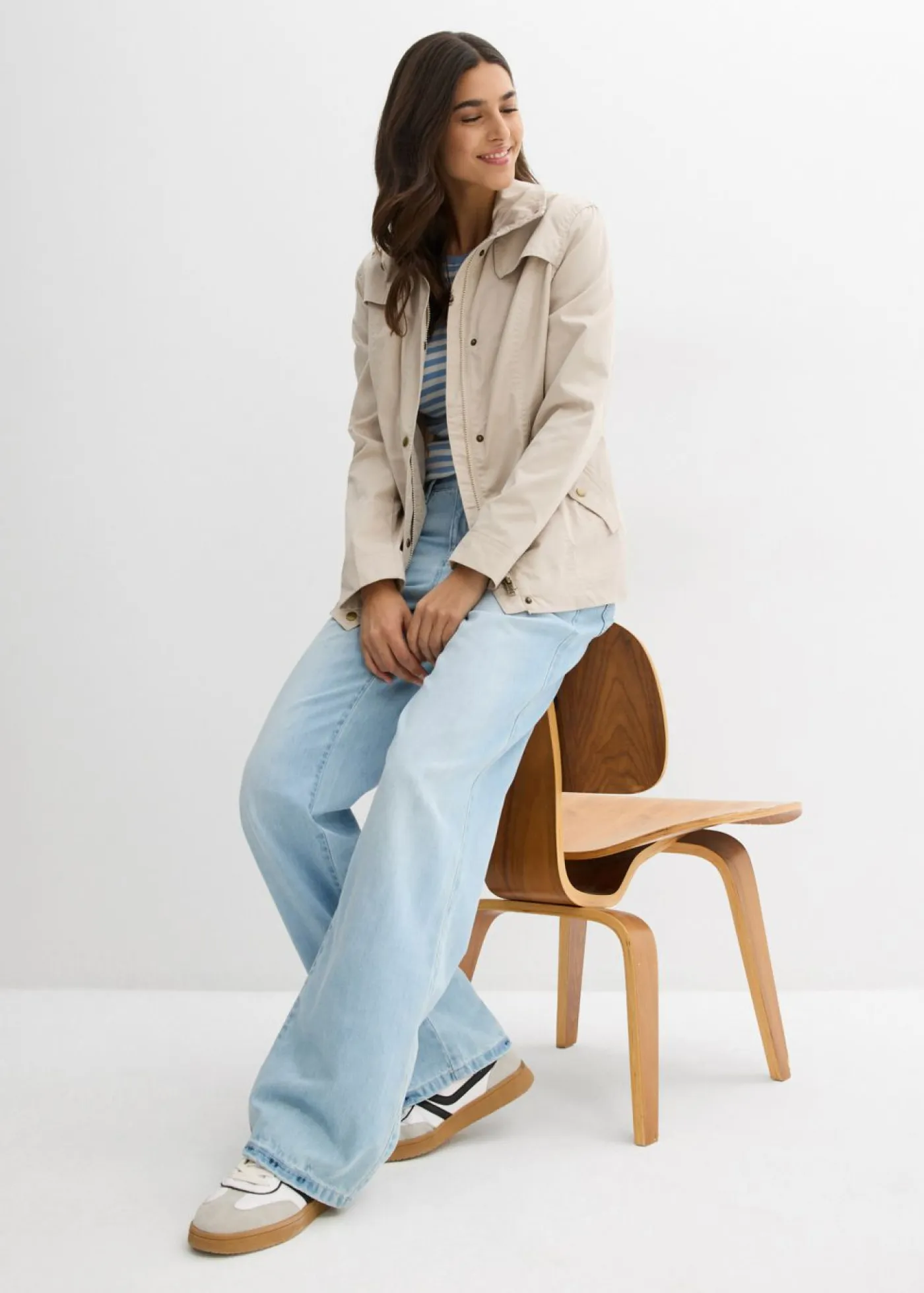 bonprix bonprix Chaquetas Y Abrigos>Chaqueta con cuello alto gris piedra