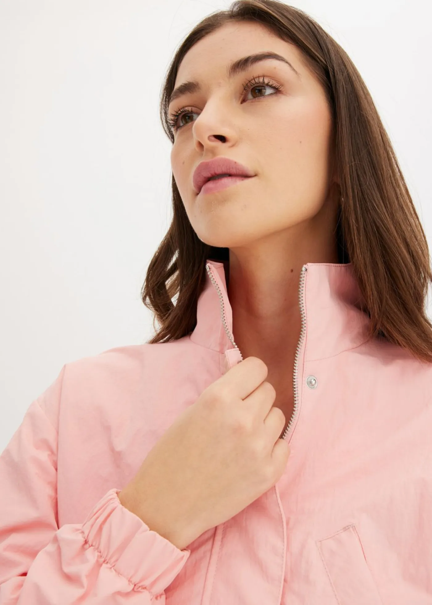 Mujer bonprix bonprix Chaqueta corta con cordón ajustable en la cintura