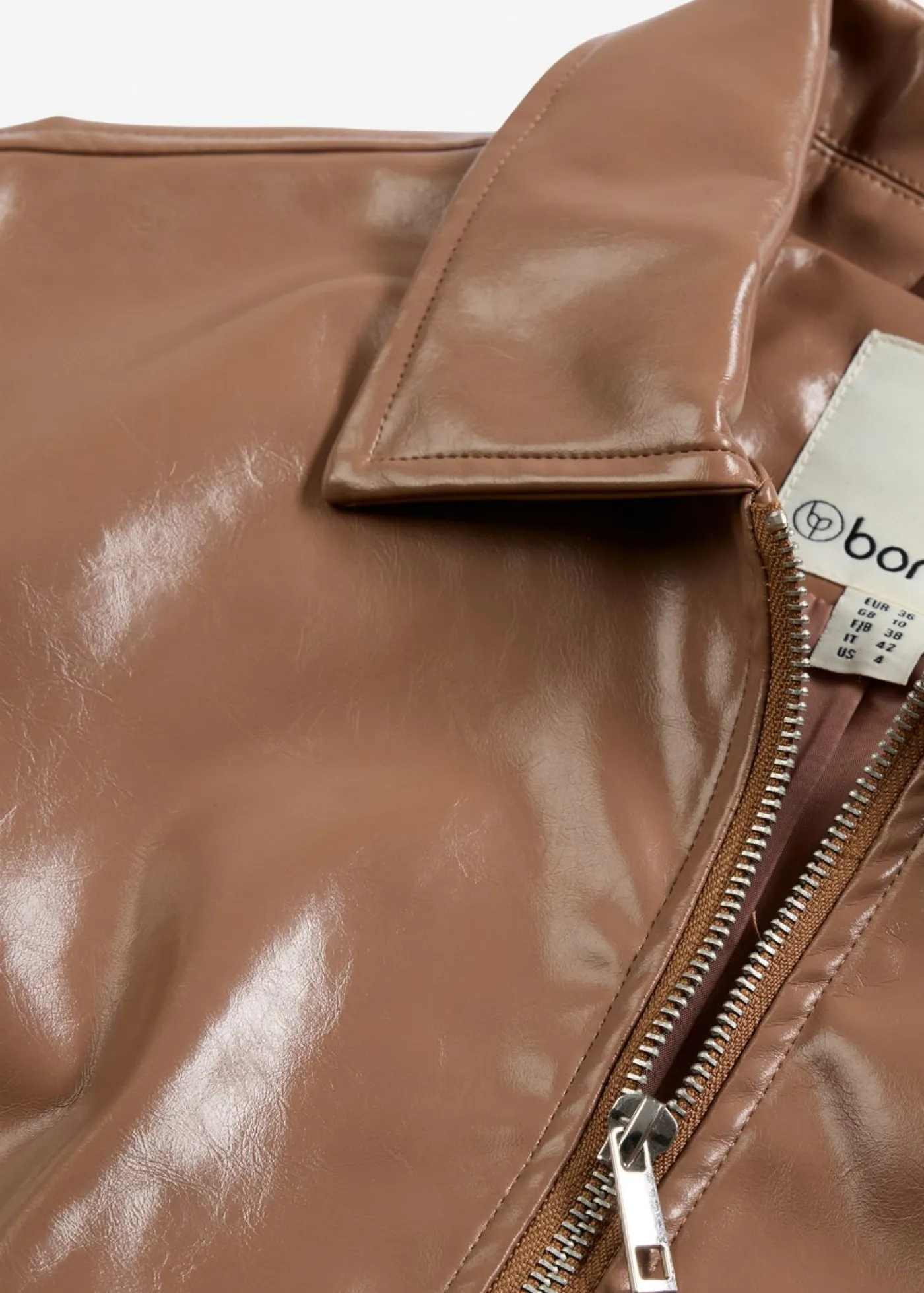 bonprix bonprix Chaquetas Y Abrigos|Novedades>Chaqueta corta de piel sintética Marrón castaño