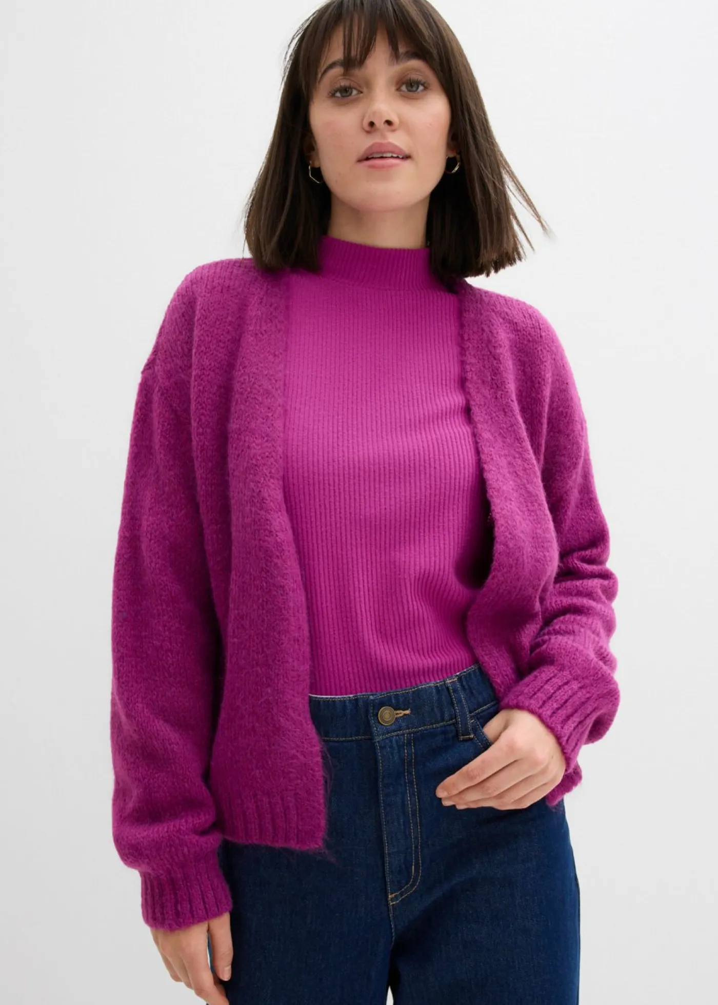 bonprix bonprix Jerséis|Ropa De Punto>Chaqueta corta de punto grueso con corte holgado Fucsia oscuro
