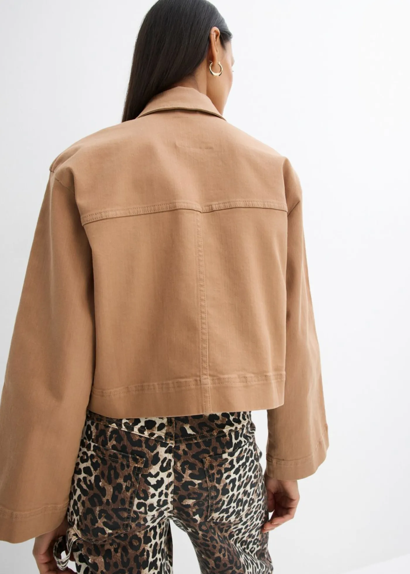 bonprix bonprix Chaquetas Y Abrigos>Chaqueta corta de sarga Camel