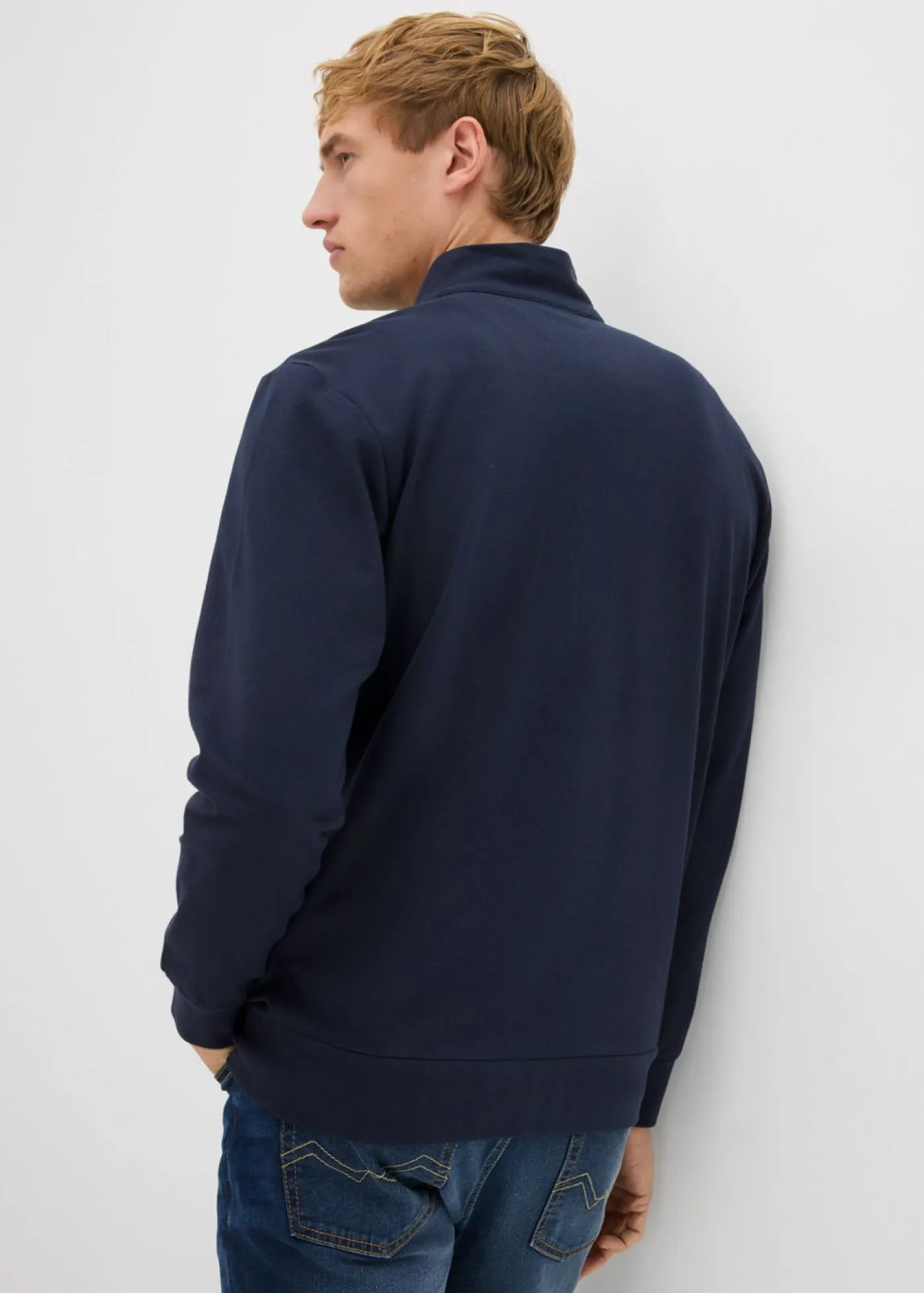 Hombre bonprix bonprix Chaqueta de chándal con cuello alto con detalles de piel sintética