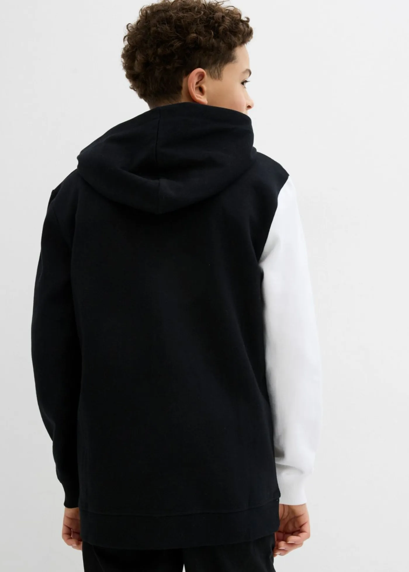 bonprix bonprix Ropa 9 A 16 Años·Sudaderas Y Jerséis>Chaqueta de chándal de algodón orgánico puro con capucha y corte holgado Negro-blanco-gris claro jaspeado