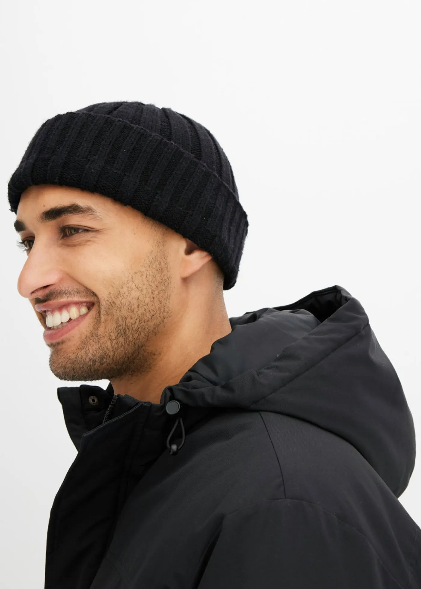 bonprix bonprix Chaquetas Y Abrigos·Chaquetas>Chaqueta de invierno con capucha Negro