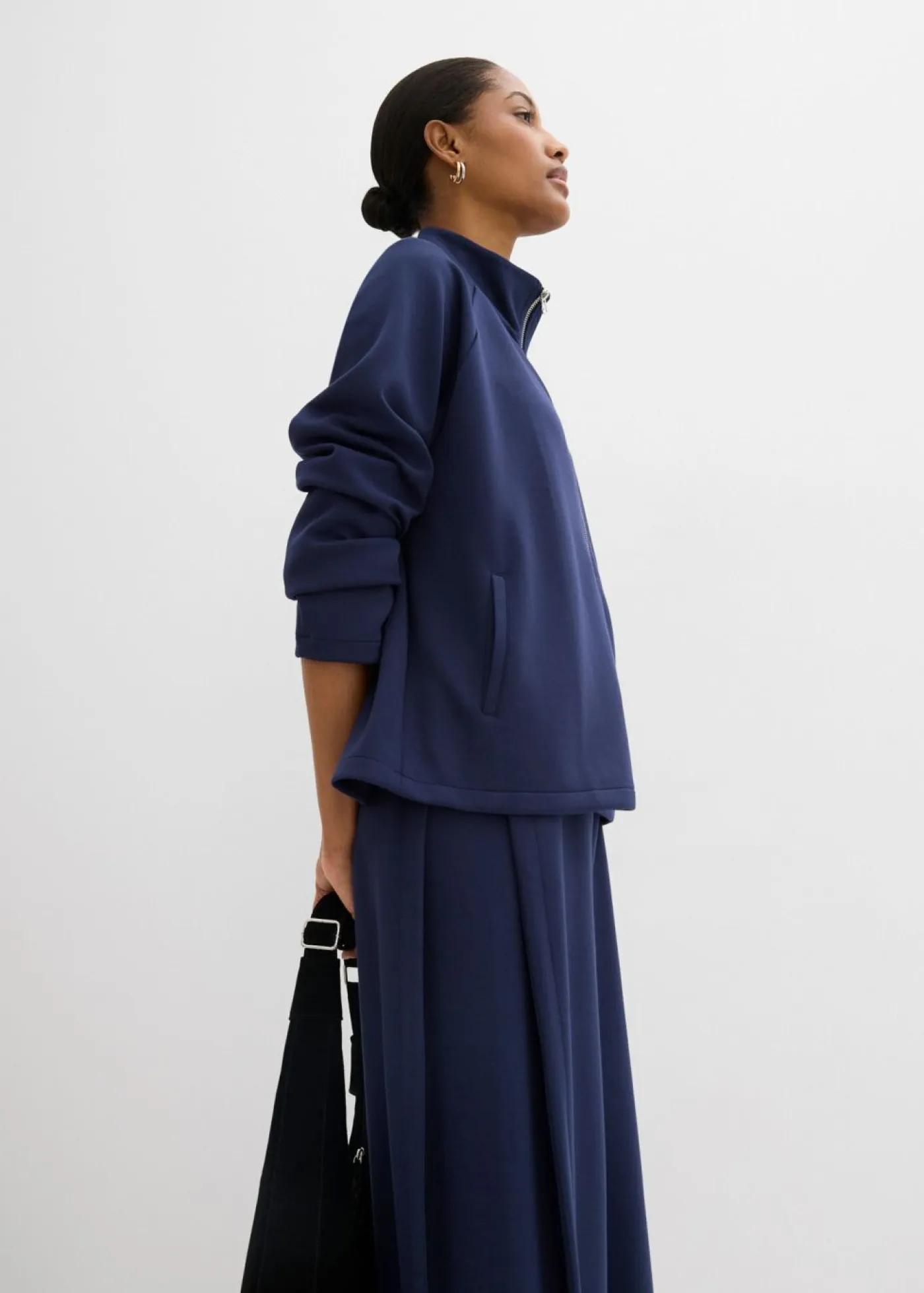 bonprix bonprix Esenciales|Chaquetas Y Abrigos>Chaqueta de mezcla de modal Azul marino