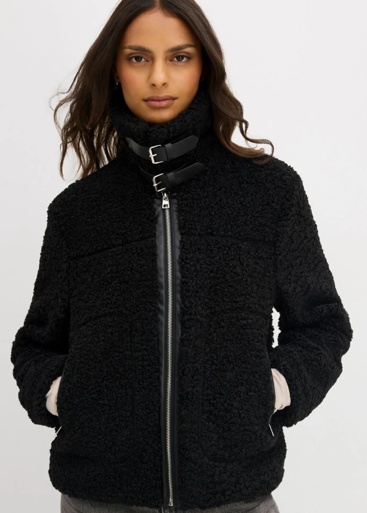 Mujer bonprix bonprix Chaqueta de pelo sintético