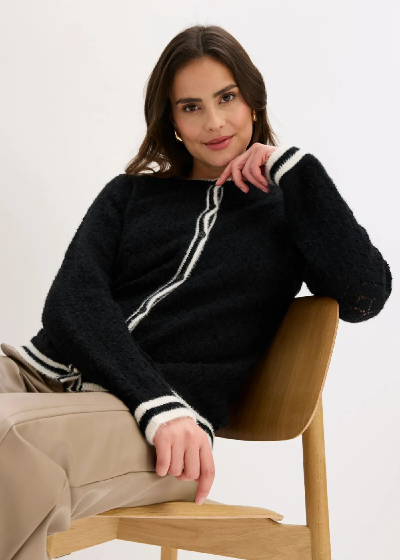 Mujer bonprix bonprix Chaqueta de punto ajour con hilo suave