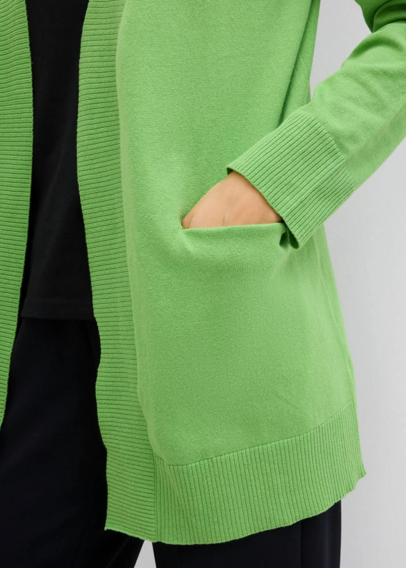 Mujer bonprix bonprix Chaqueta de punto con bolsillos y manga larga