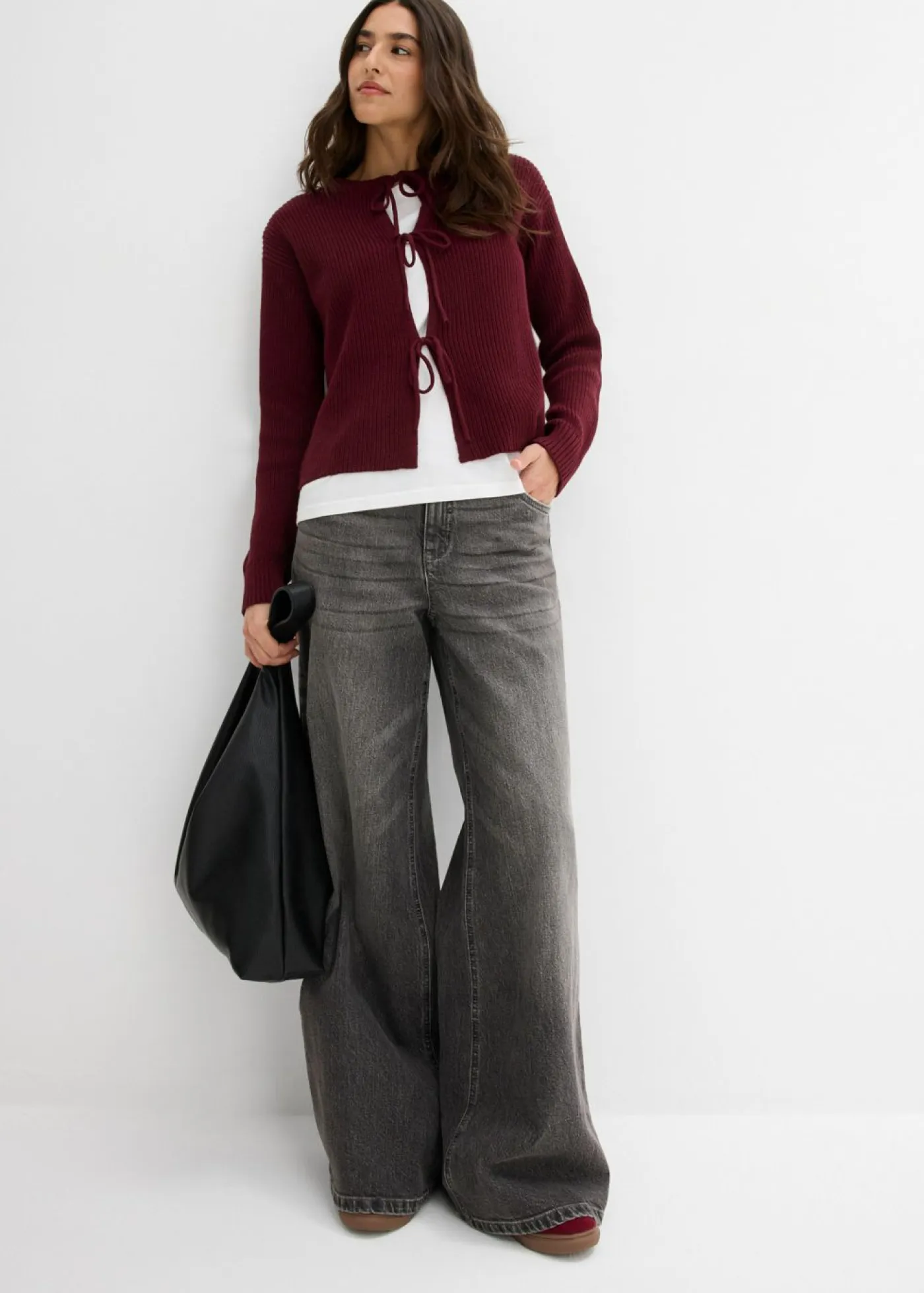 bonprix bonprix Jerséis|Ropa De Punto>Chaqueta de punto con detalle de lazo mora oscuro