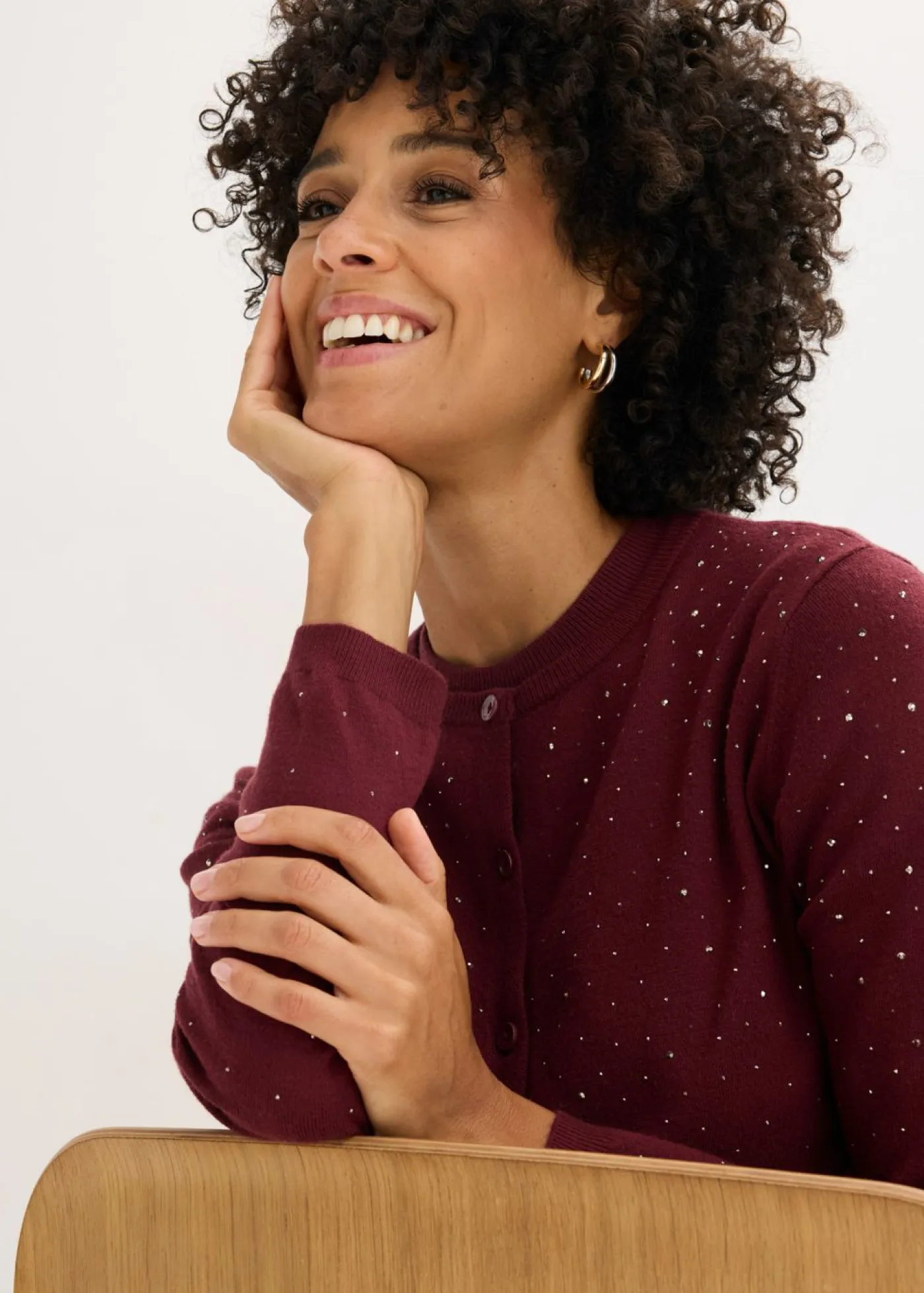 Mujer bonprix bonprix Chaqueta de punto con piedras brillantes