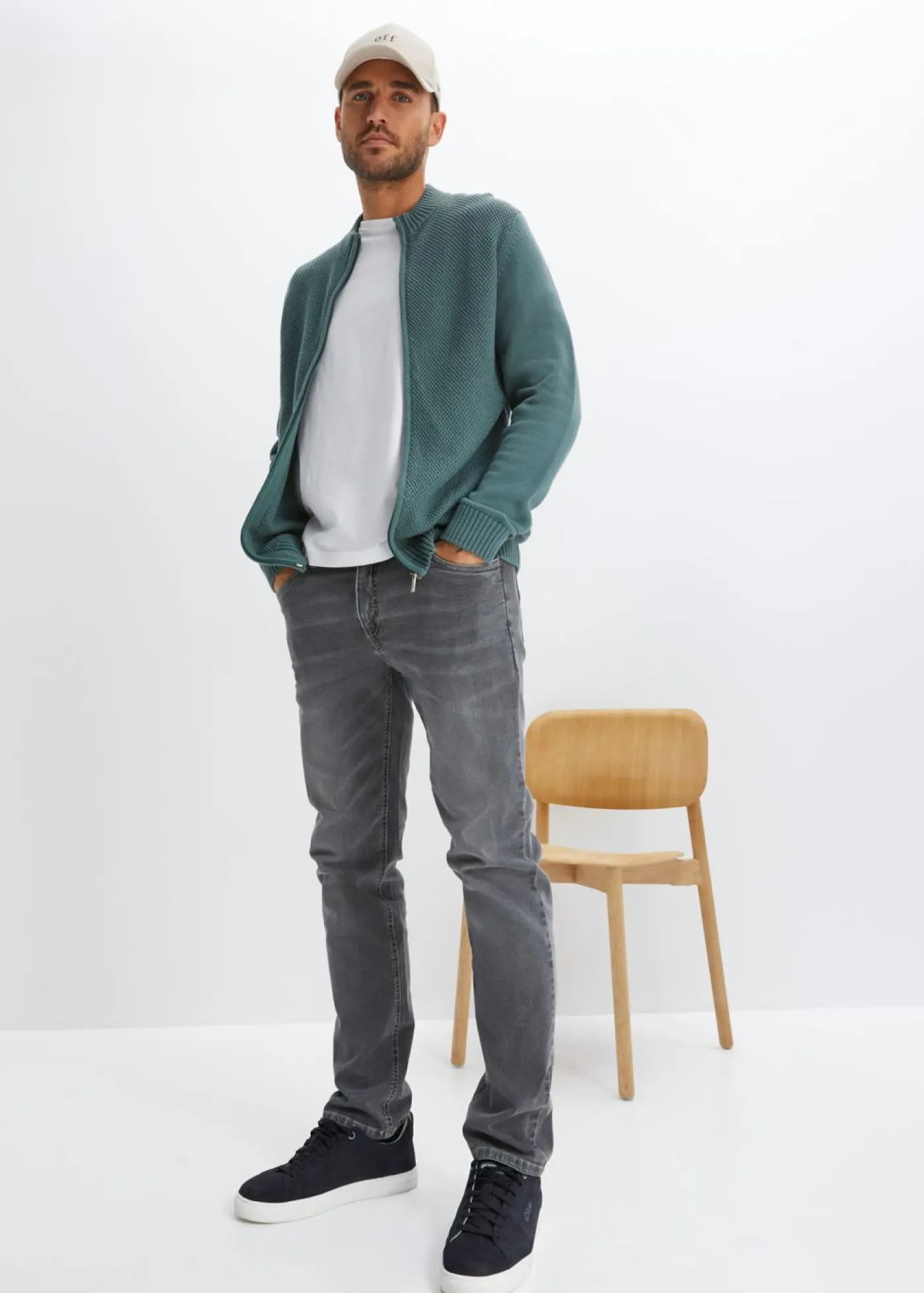 bonprix bonprix Básicos En Rebajas|Jerséis Y Cárdigans>Chaqueta de punto fino de algodón puro Verde grisáceo