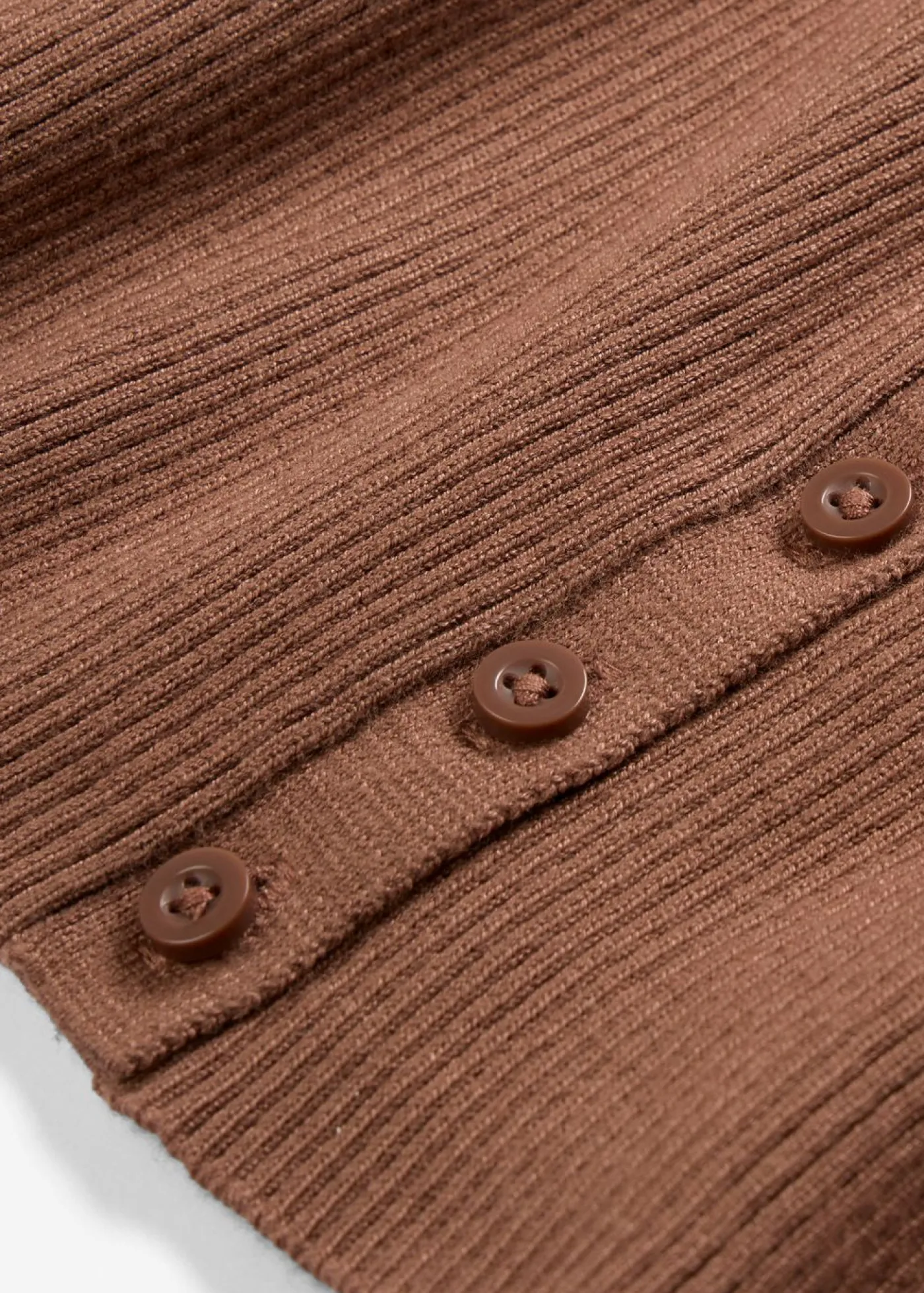 bonprix bonprix Jerséis|Novedades>Chaqueta de punto fino de mezcla de viscosa suave Marrón castaño