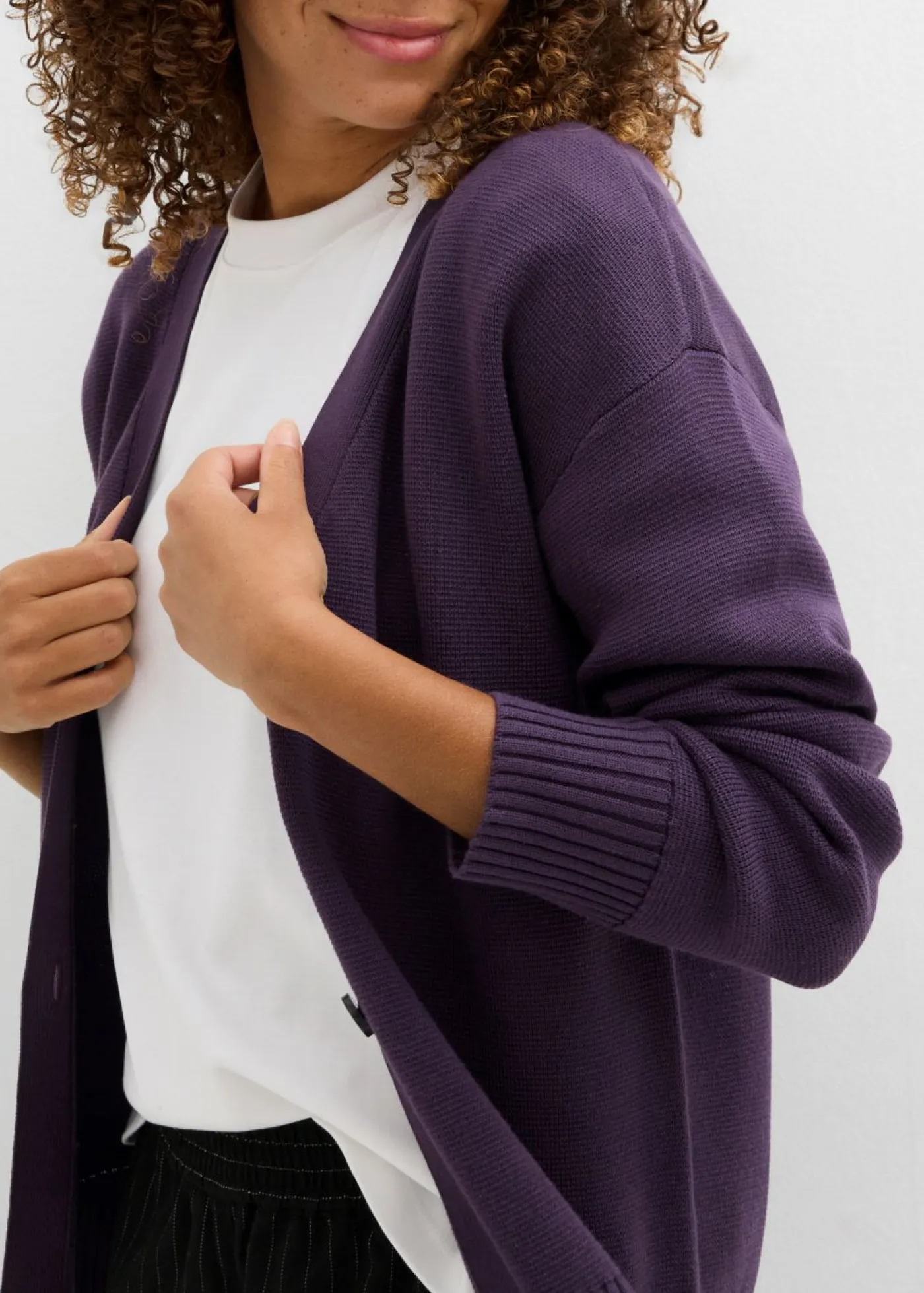 bonprix bonprix Básicos|Jerséis>Chaqueta de punto fino Milano de canalé Ciruela