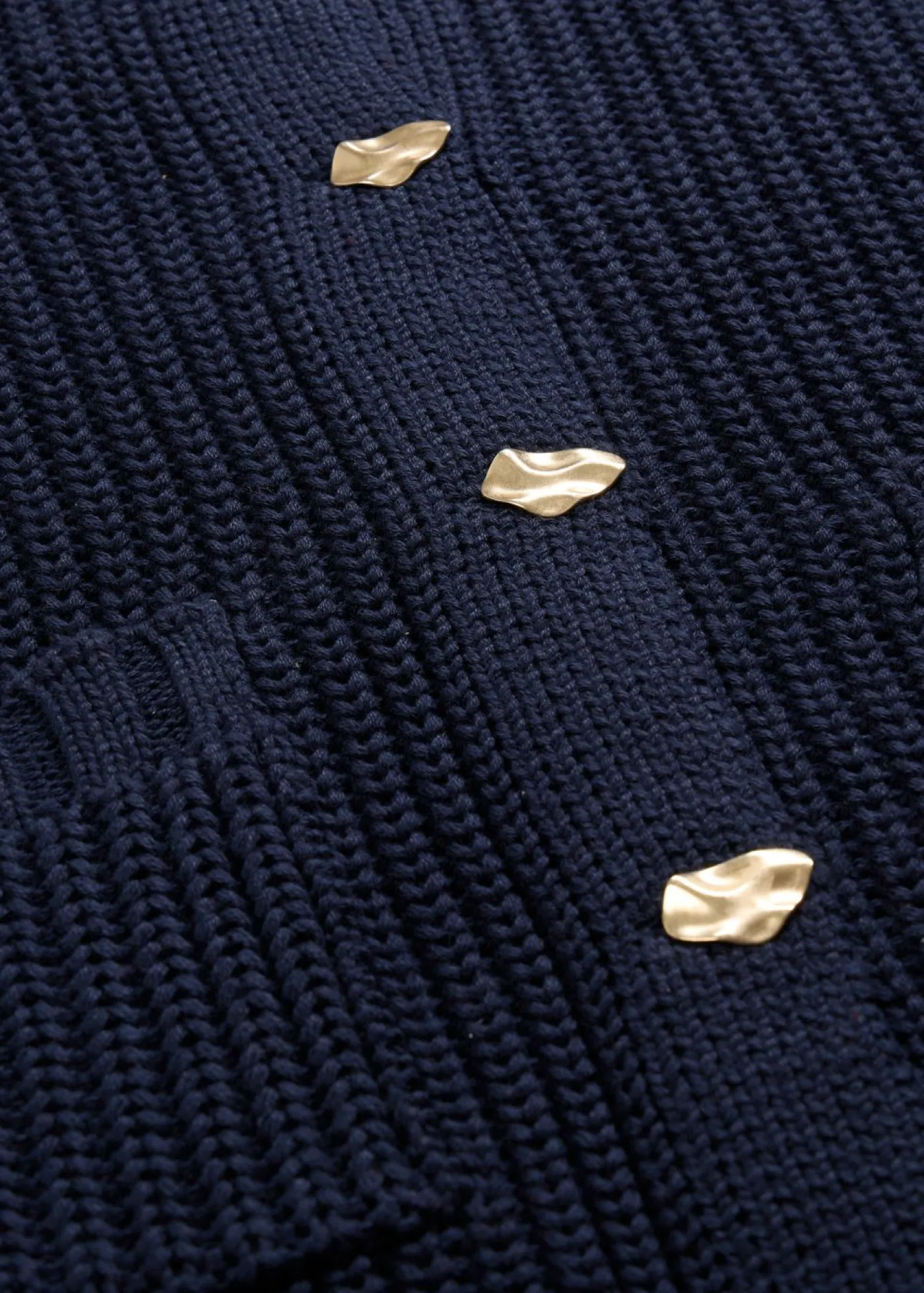 bonprix bonprix Jerséis|Ropa De Punto>Chaqueta de punto grueso con botones con efecto martillado Azul marino