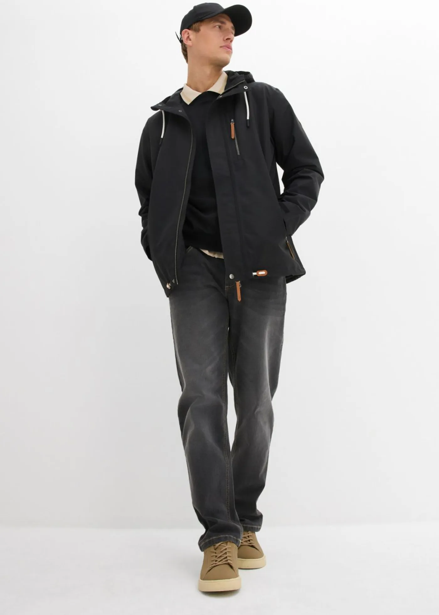 bonprix bonprix Chaquetas Y Abrigos·Chaquetas Impermeables|Chaquetas Y Abrigos·Chaquetas>Chaqueta funcional impermeable con capucha y detalles de piel sintética Negro